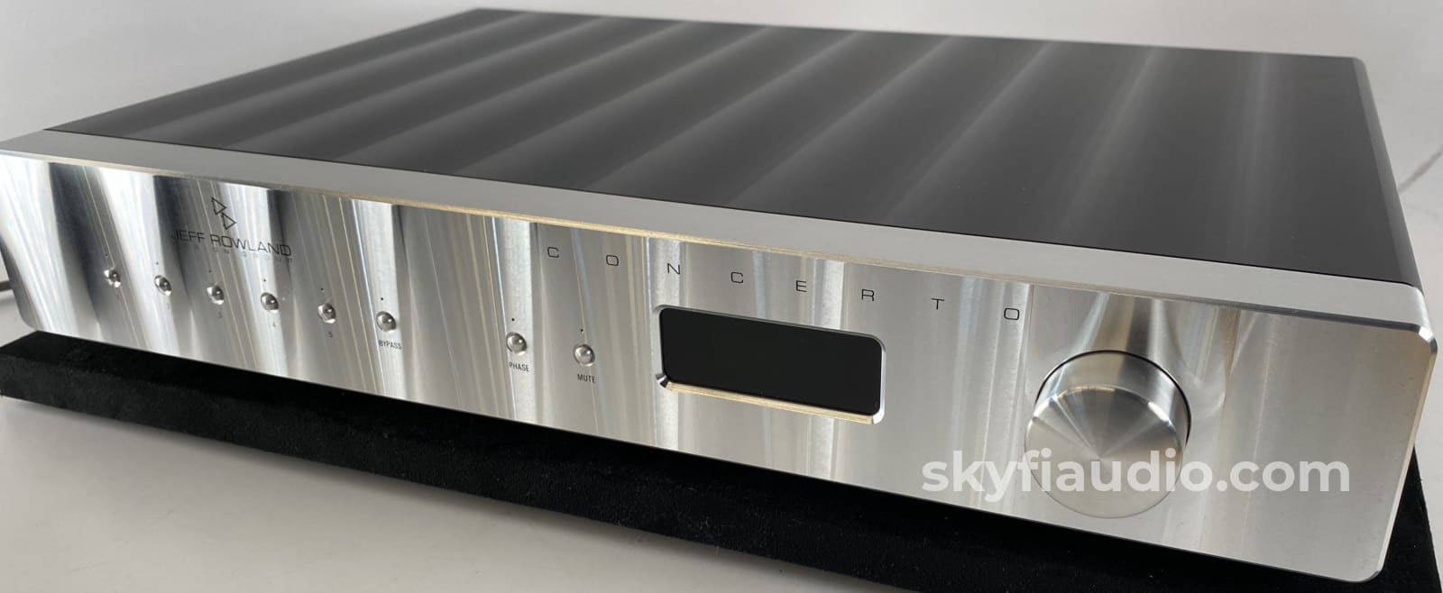 Jeff Rowland Concerto Preamplifier - With Remote And Rare Phono Stage