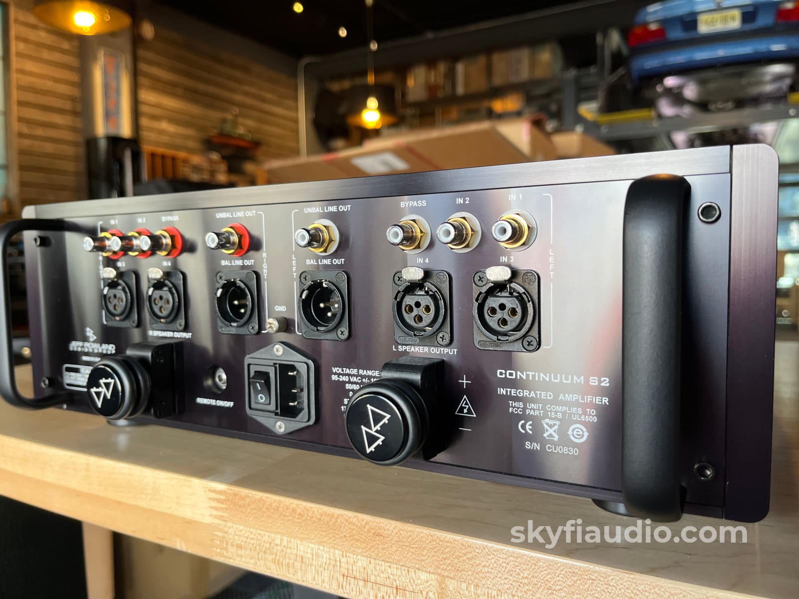 Jeff Rowland Continuum S2 Integrated Amplifier w/ MC Phono Module Integrated Amplifier