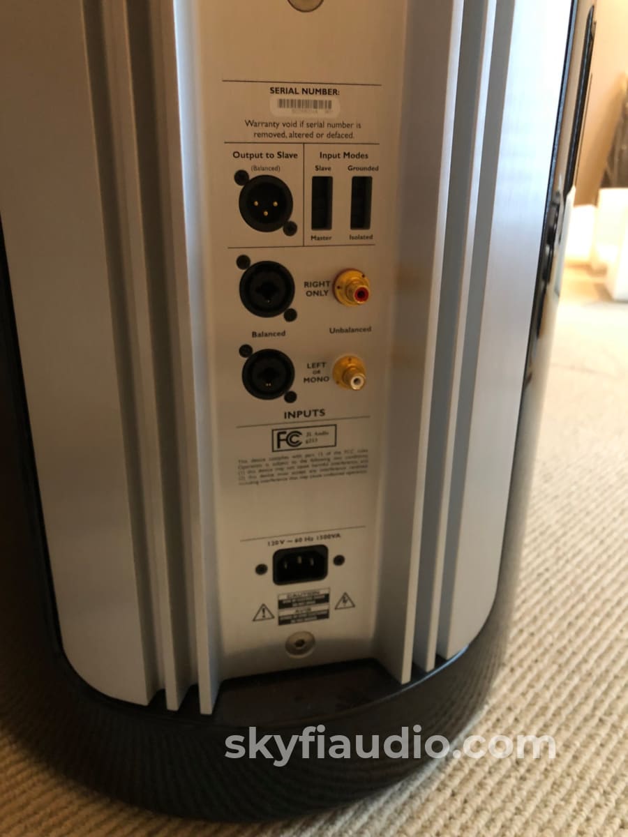 Jl Audio Gotham Reference Subwoofer In Original Crate (2 Of 2) Speakers