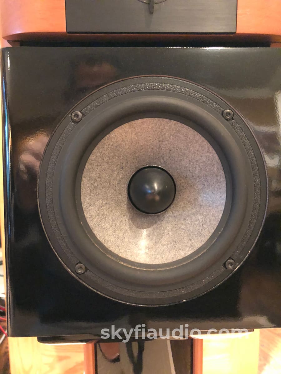 Jm Lab (Focal Audio) Mini Utopia Speakers With Stands