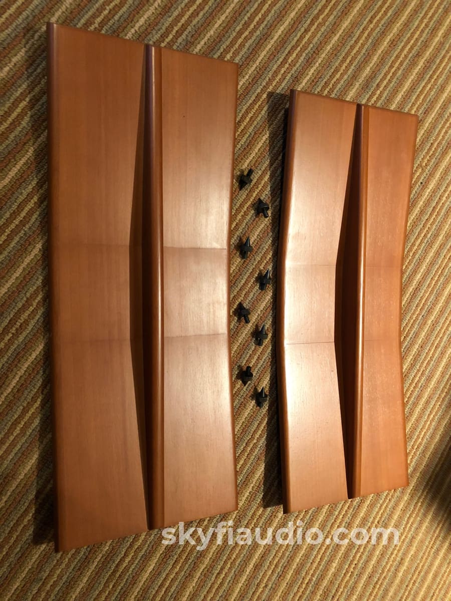 Jm Lab (Focal Audio) Mini Utopia Speakers With Stands