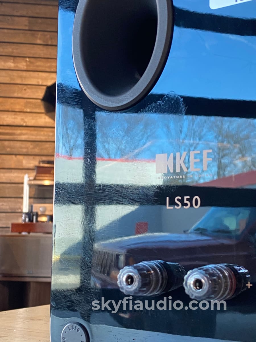 Kef Ls50 Bookshelf Speakers - Highly Reviewed Stereophile Class A