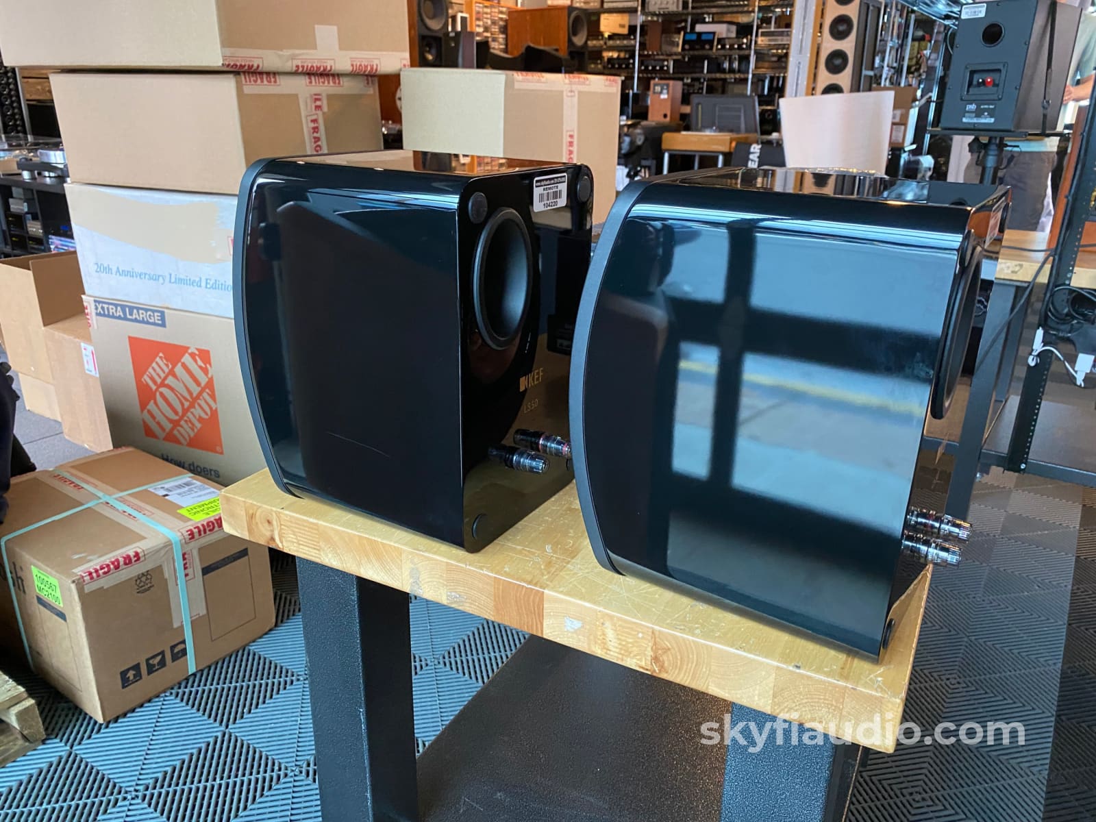 Kef Ls50 Bookshelf Speakers - Stereophile Class A Rated