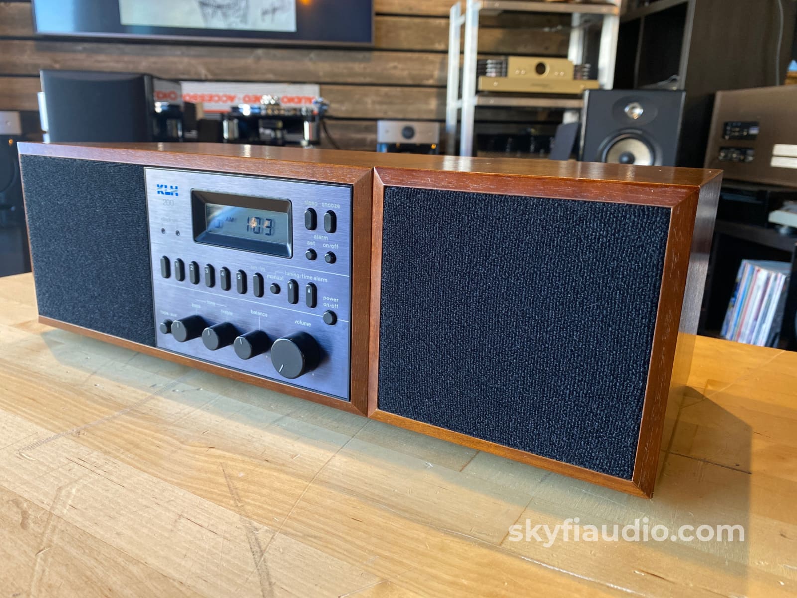 Klh Model 200 Vintage Am/Fm Stereo Integrated Amplifier