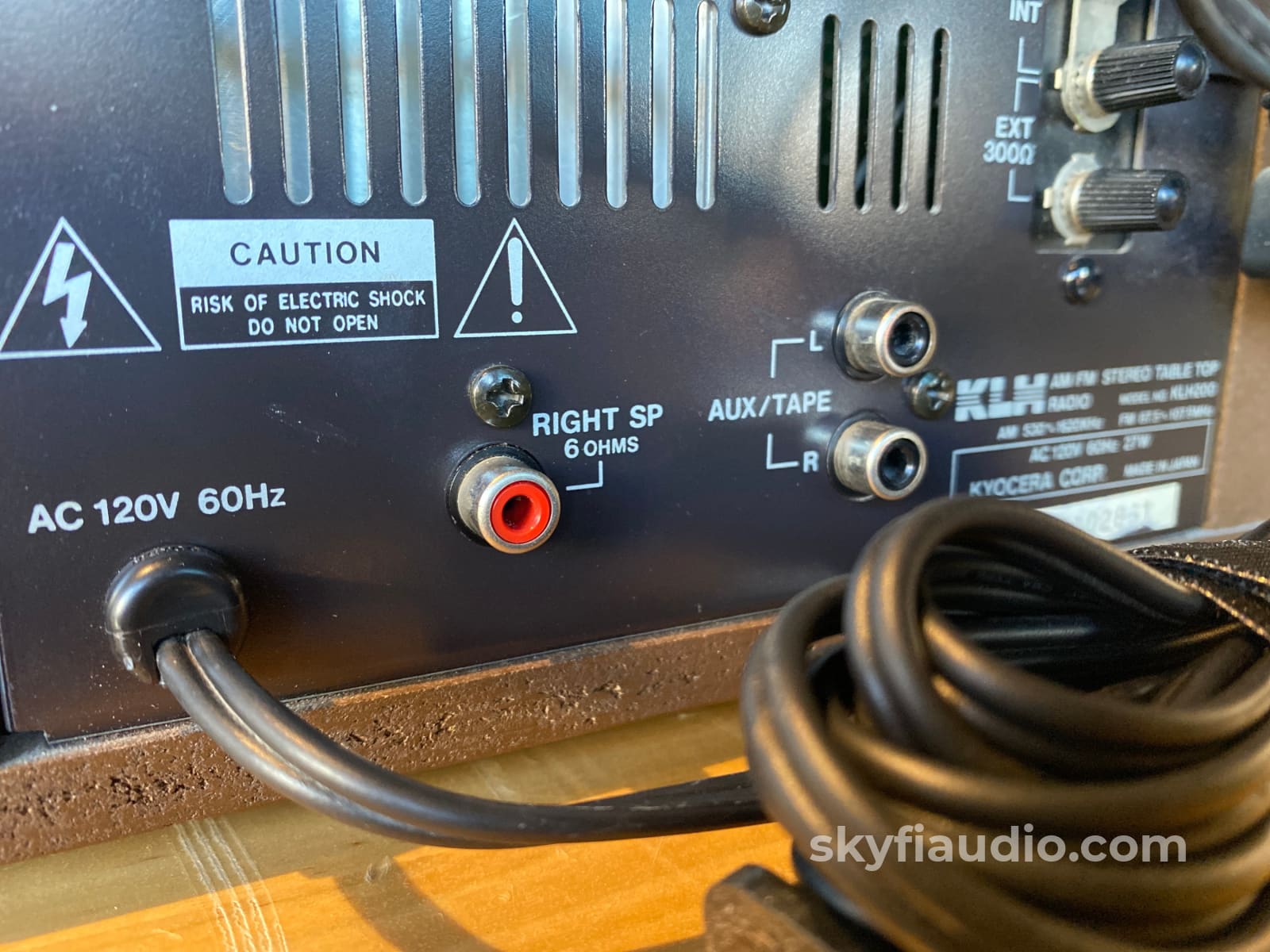 Klh Model 200 Vintage Am/Fm Stereo Integrated Amplifier