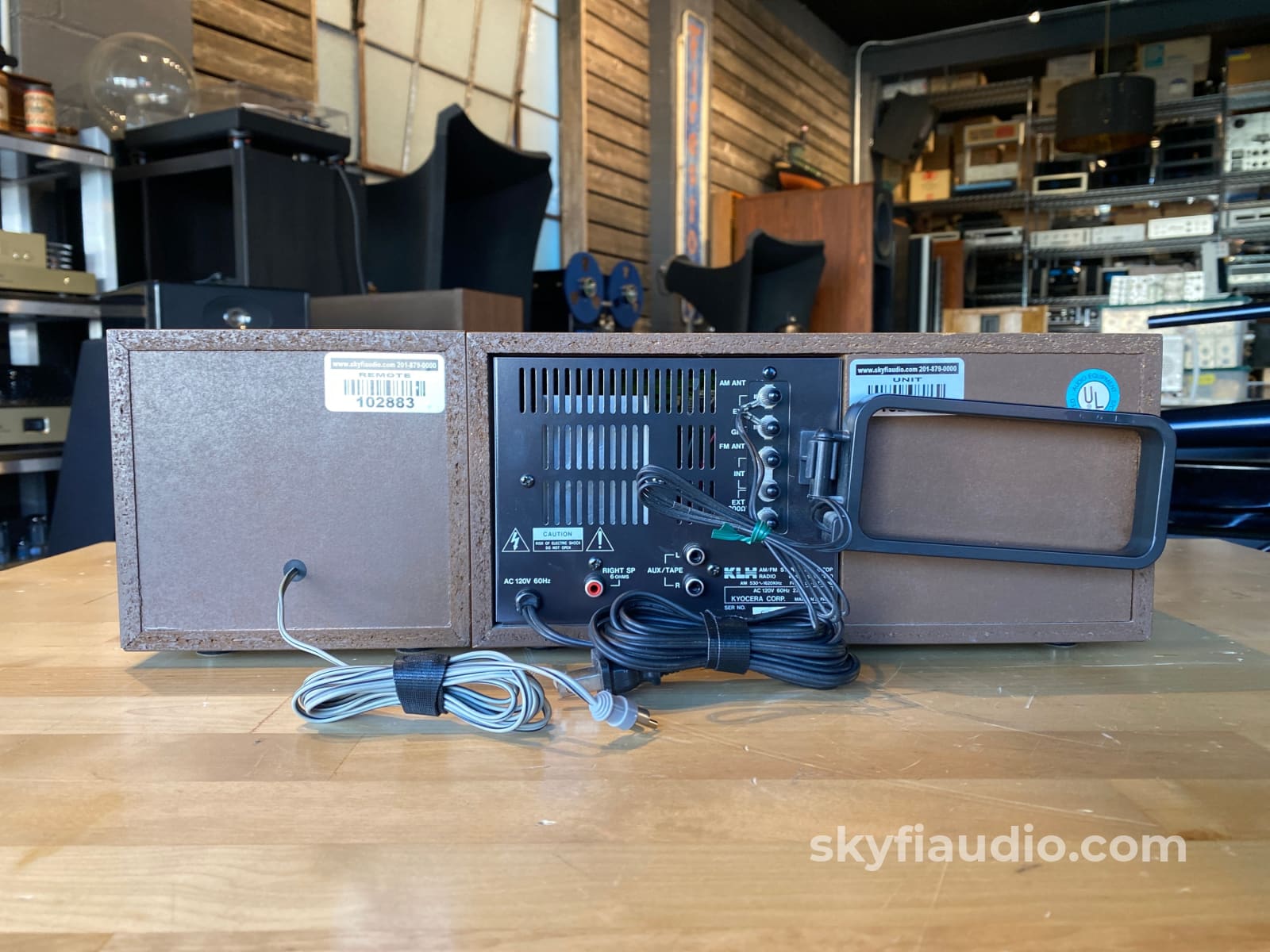 Klh Model 200 Vintage Am/Fm Stereo Integrated Amplifier