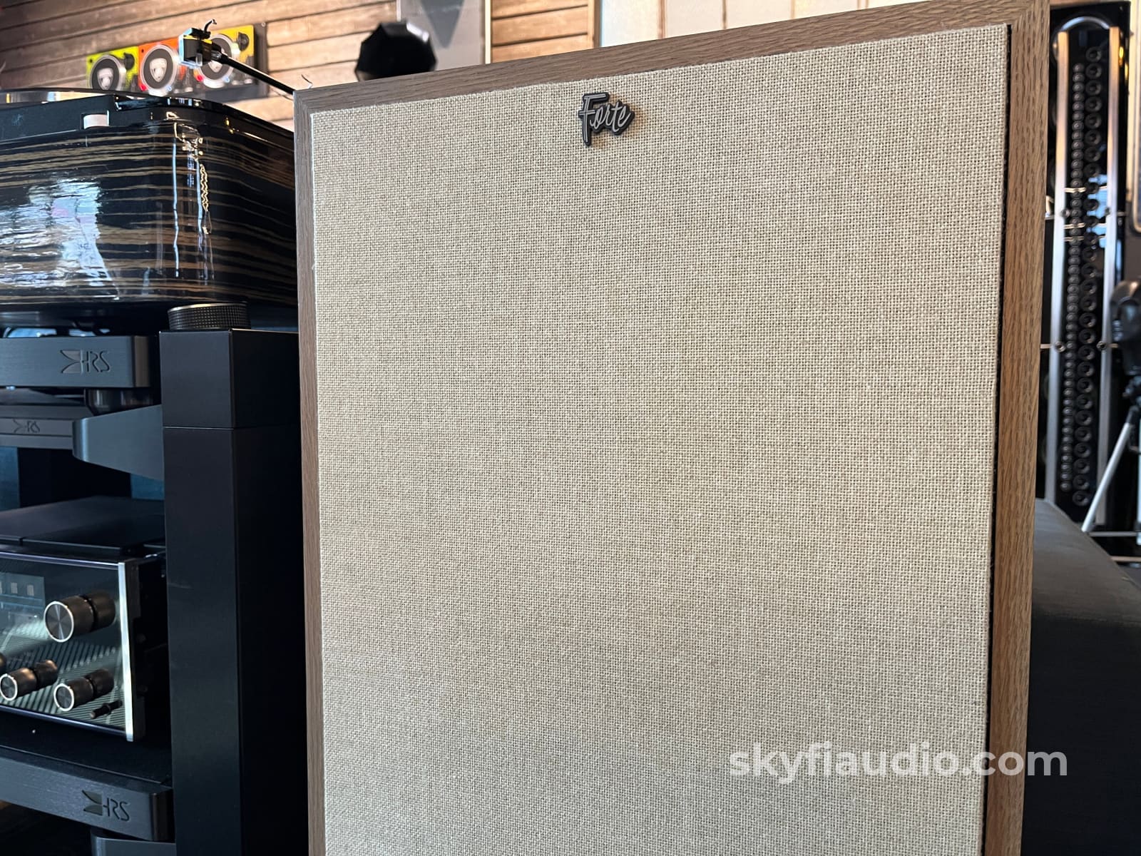 Klipsch FORTE IV Custom Lambswool Grills (Pair) Accessory