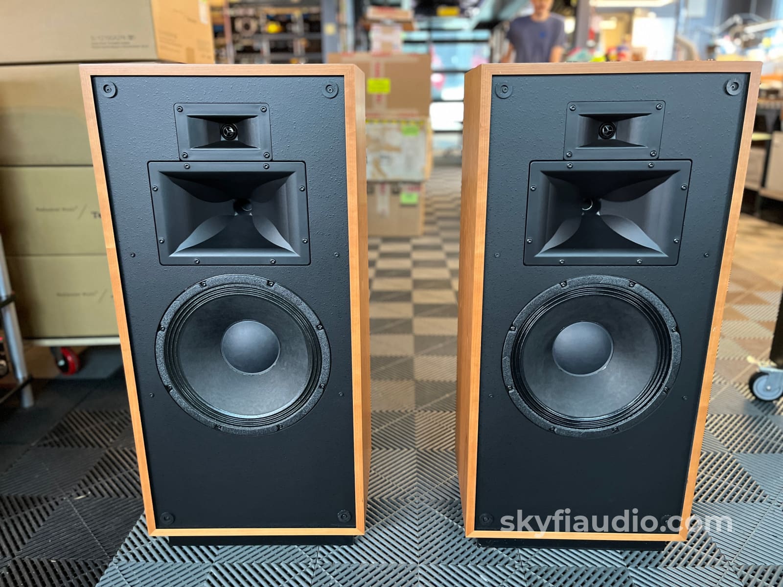 Klipsch Forte IV Speakers - Pre-Loved - Discontinued Natural Cherry Fi