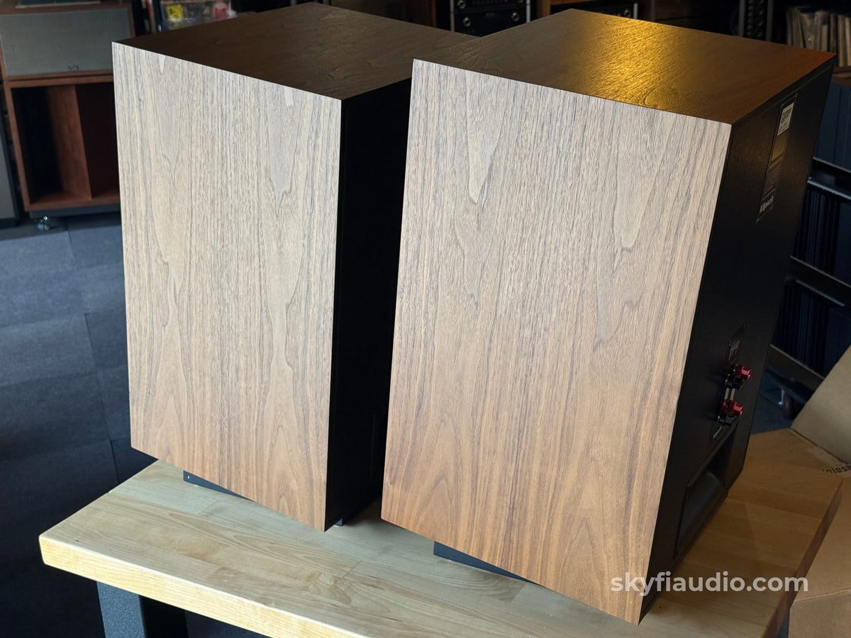 Klipsch Heresy IV Speakers American Walnut- Pre-Loved - Speakers
