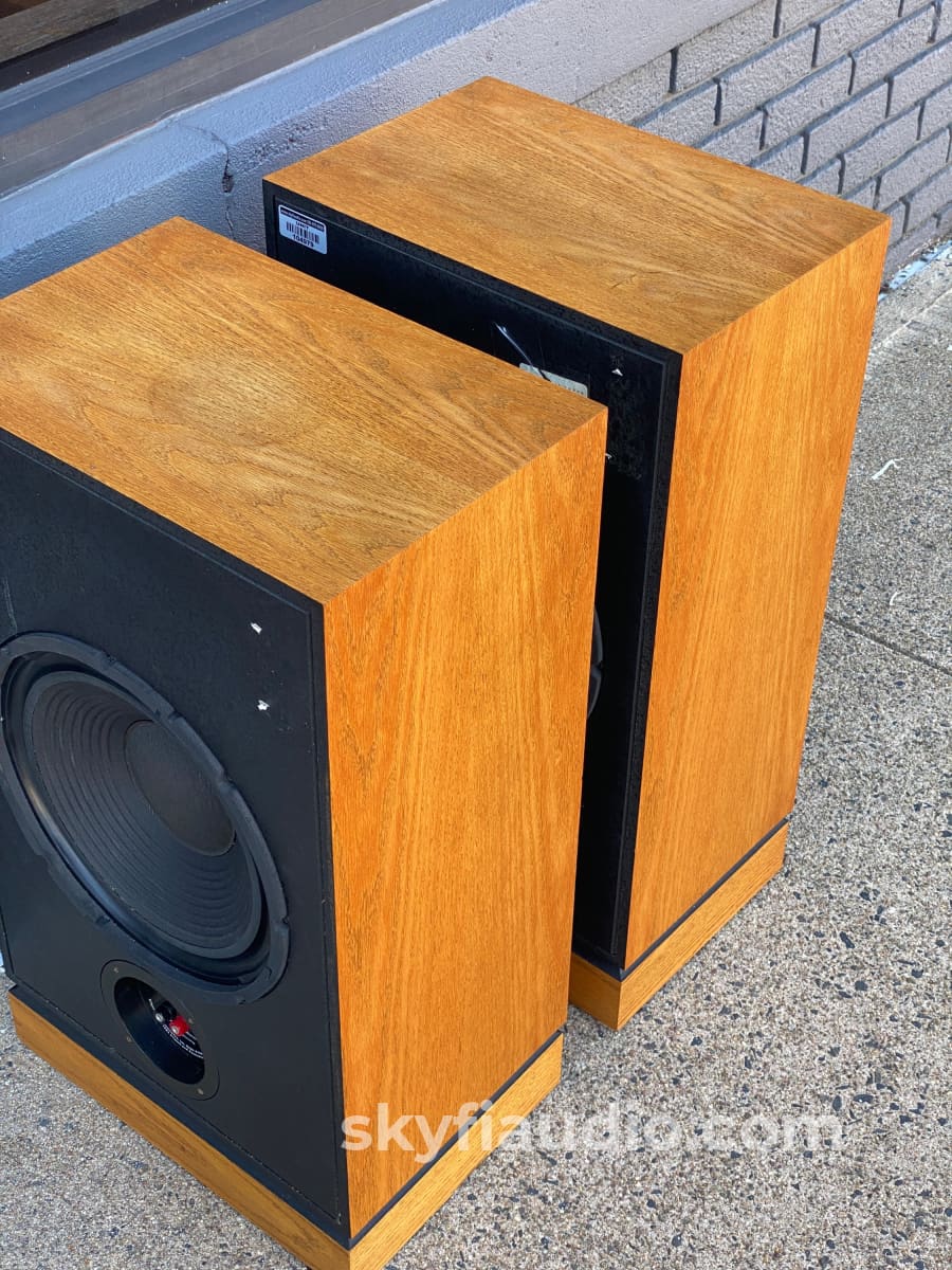 Klipsch Kg4 Vintage Speakers In Oak - Serviced