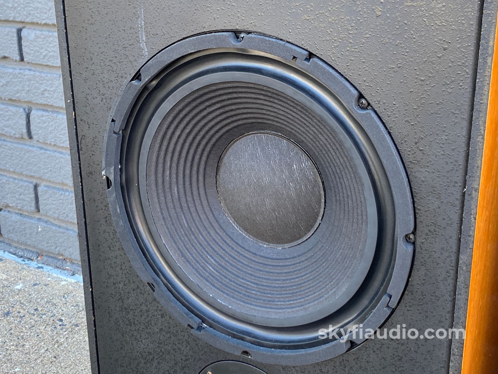 Klipsch Kg4 Vintage Speakers In Oak - Serviced