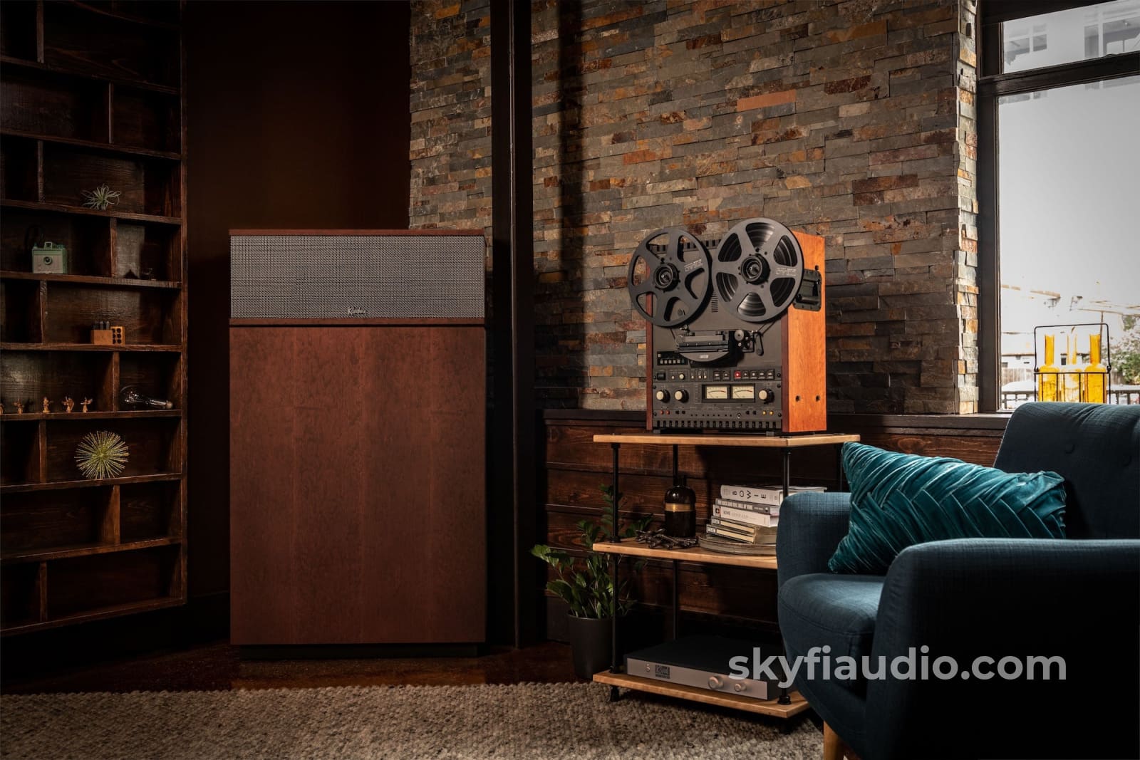Klipsch Klipschorn AK7 Heritage Series Speakers (Pair) - NEW w/ Free S