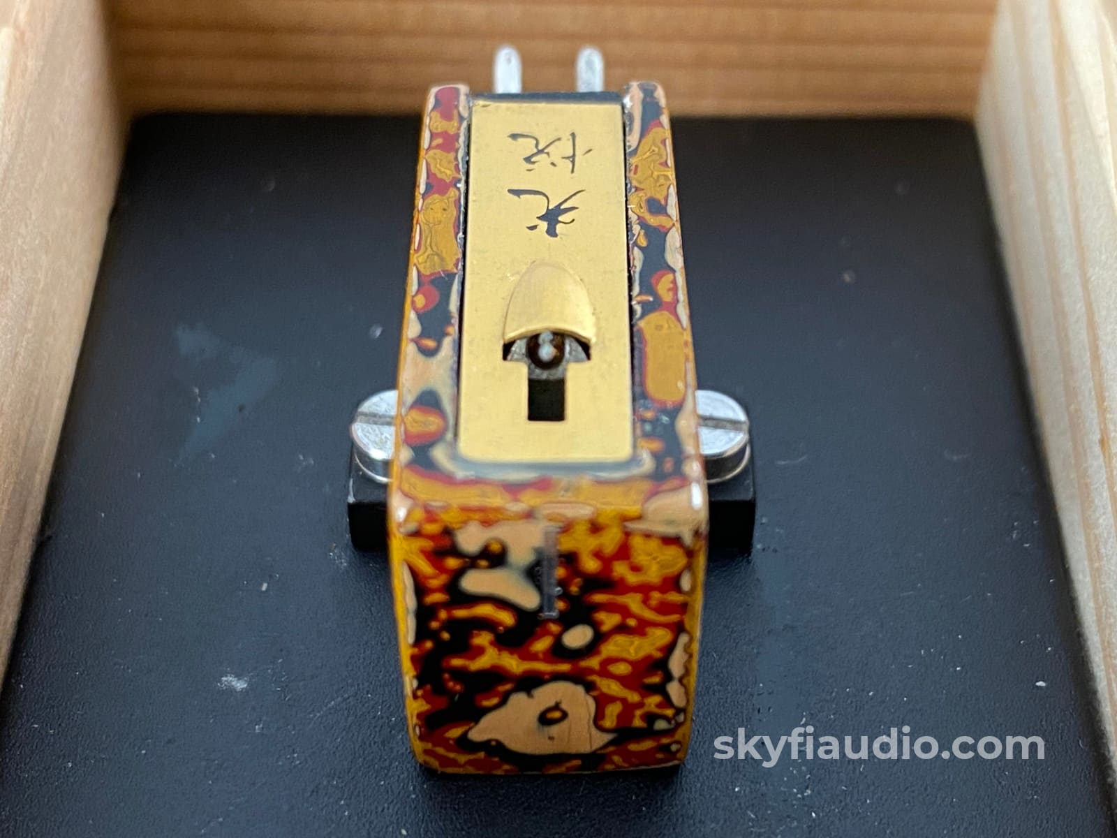 Koetsu Urushi Wajima Mc (Moving-Coil) Phono Cartridge