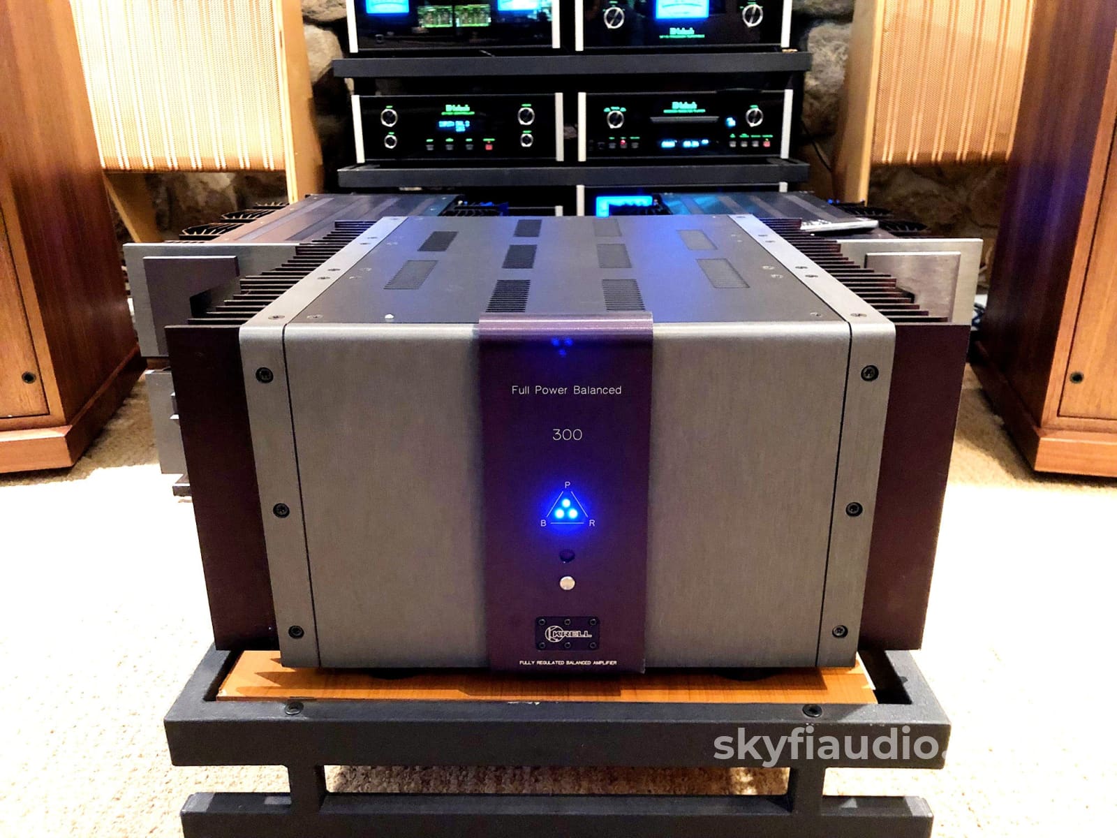 Krell Fpb-300 Amplifier - Class A Powerhouse! 300W At 8 Ohms 1200W 2