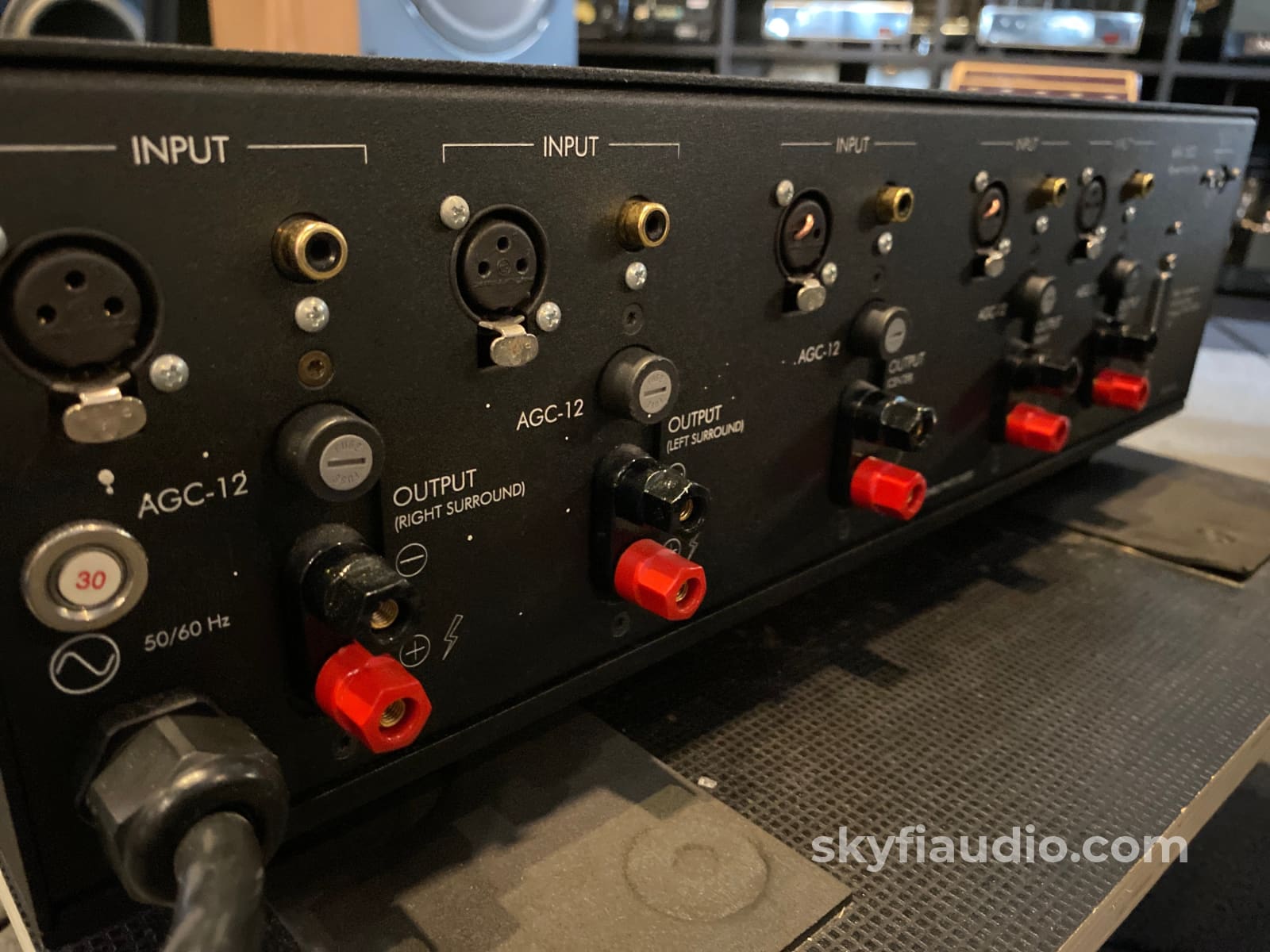 Krell Kav-1500 Five-Channel Home Theater Amplifier