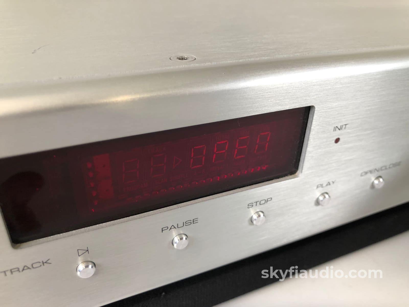 Krell Kav-280Cd Cd Player With Quad 24-Bit Burr-Brown Pcm-1704S (A) + Digital