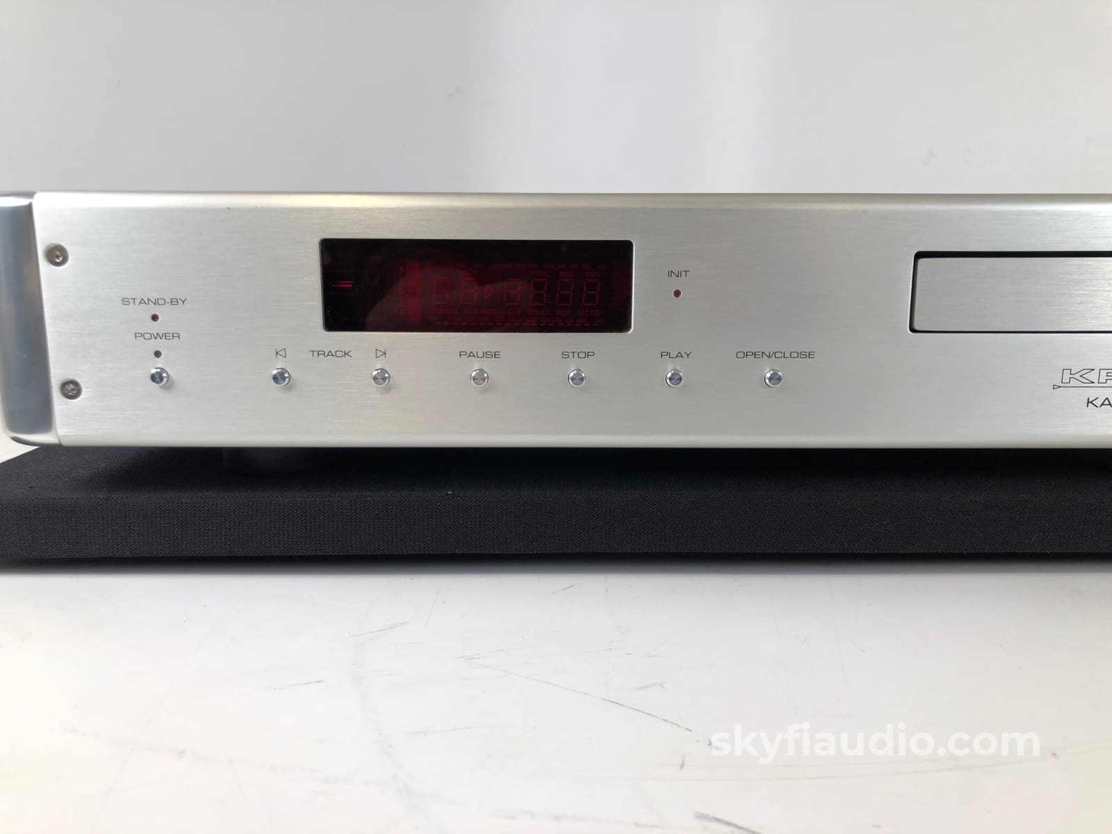 Krell Kav-280Cd Cd Player With Quad 24-Bit Burr-Brown Pcm-1704S (B) + Digital
