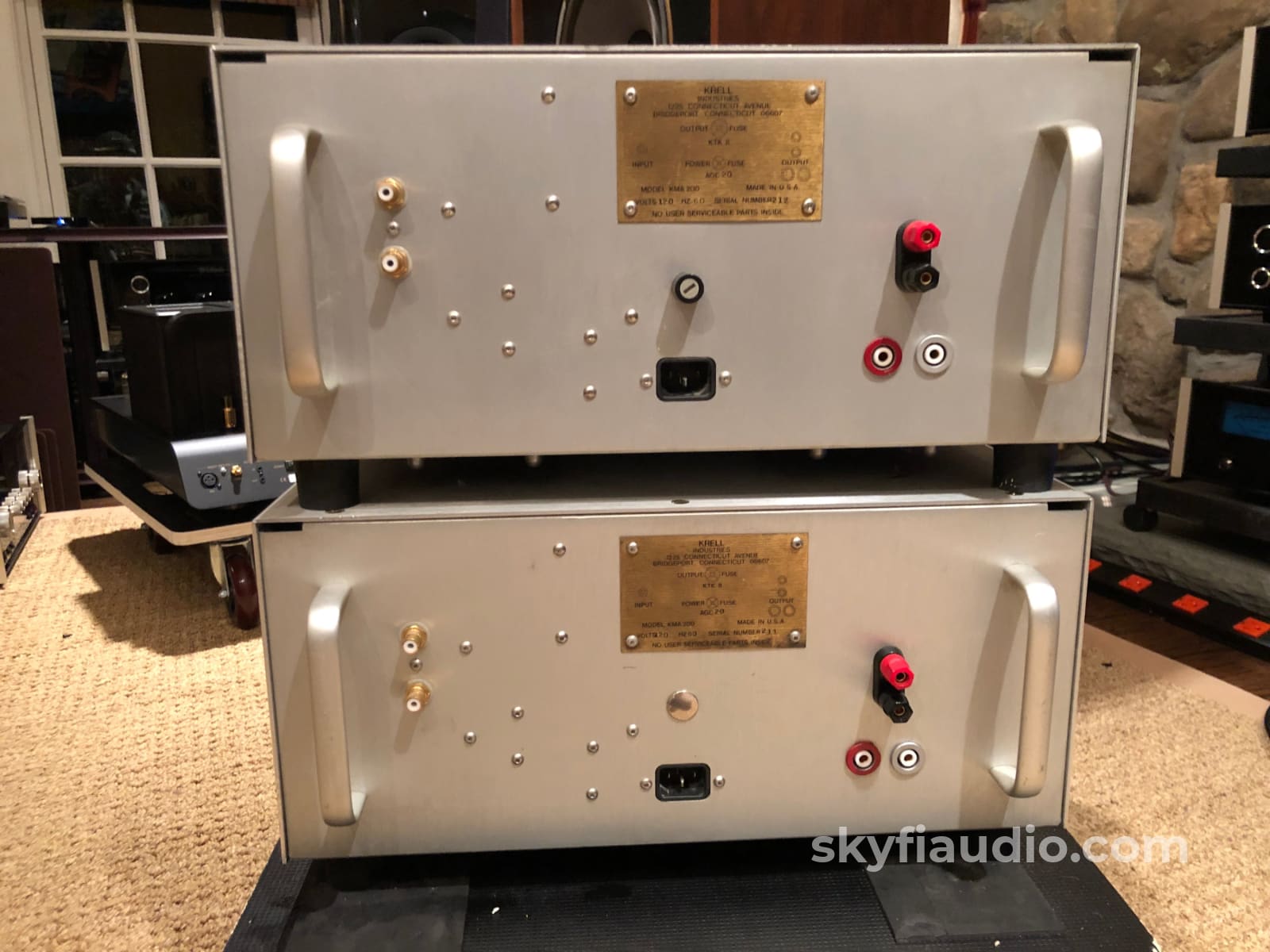 Krell Kma-200 Monoblock Solid State Power Amplifiers Class A Amplifier