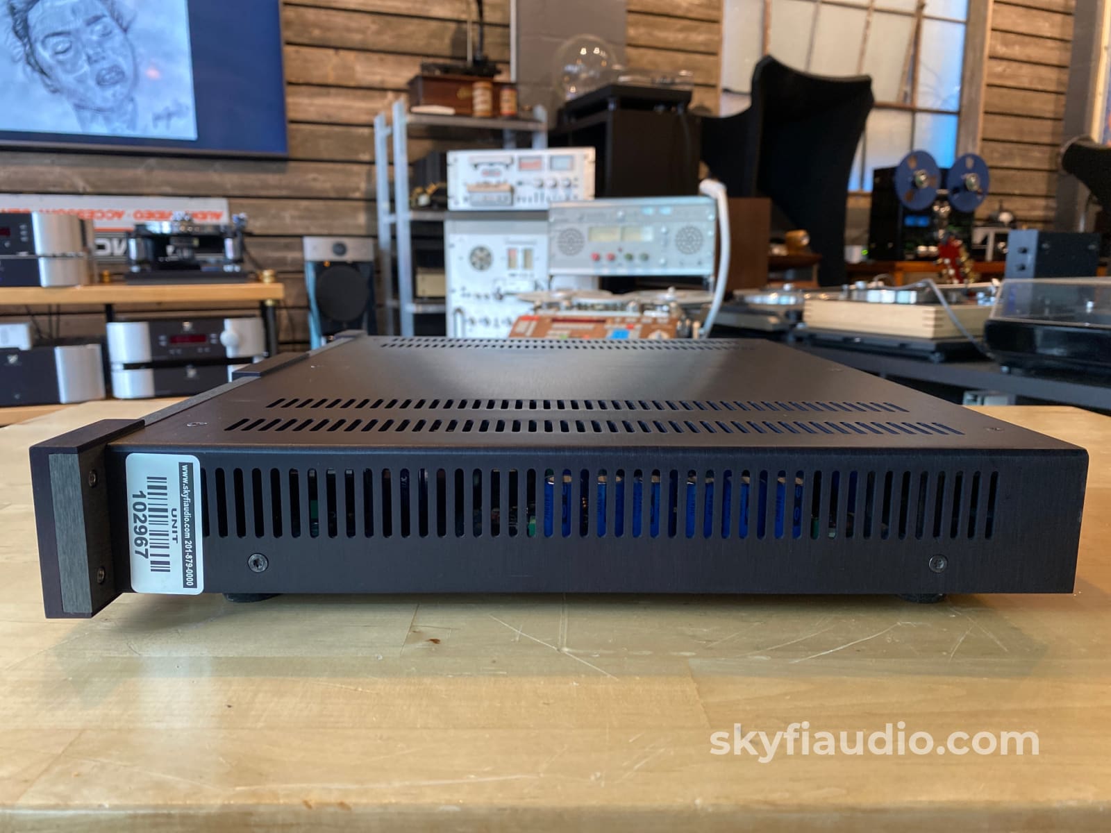 Krell Krc Preamplifier With Separate Power Supply