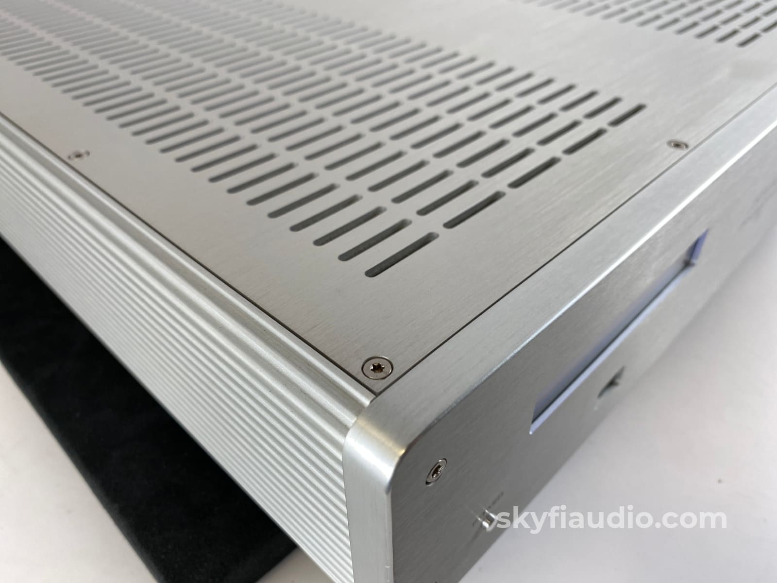 Krell Phantom Iii Line Stage Preamp - Complete And Like New Preamplifier
