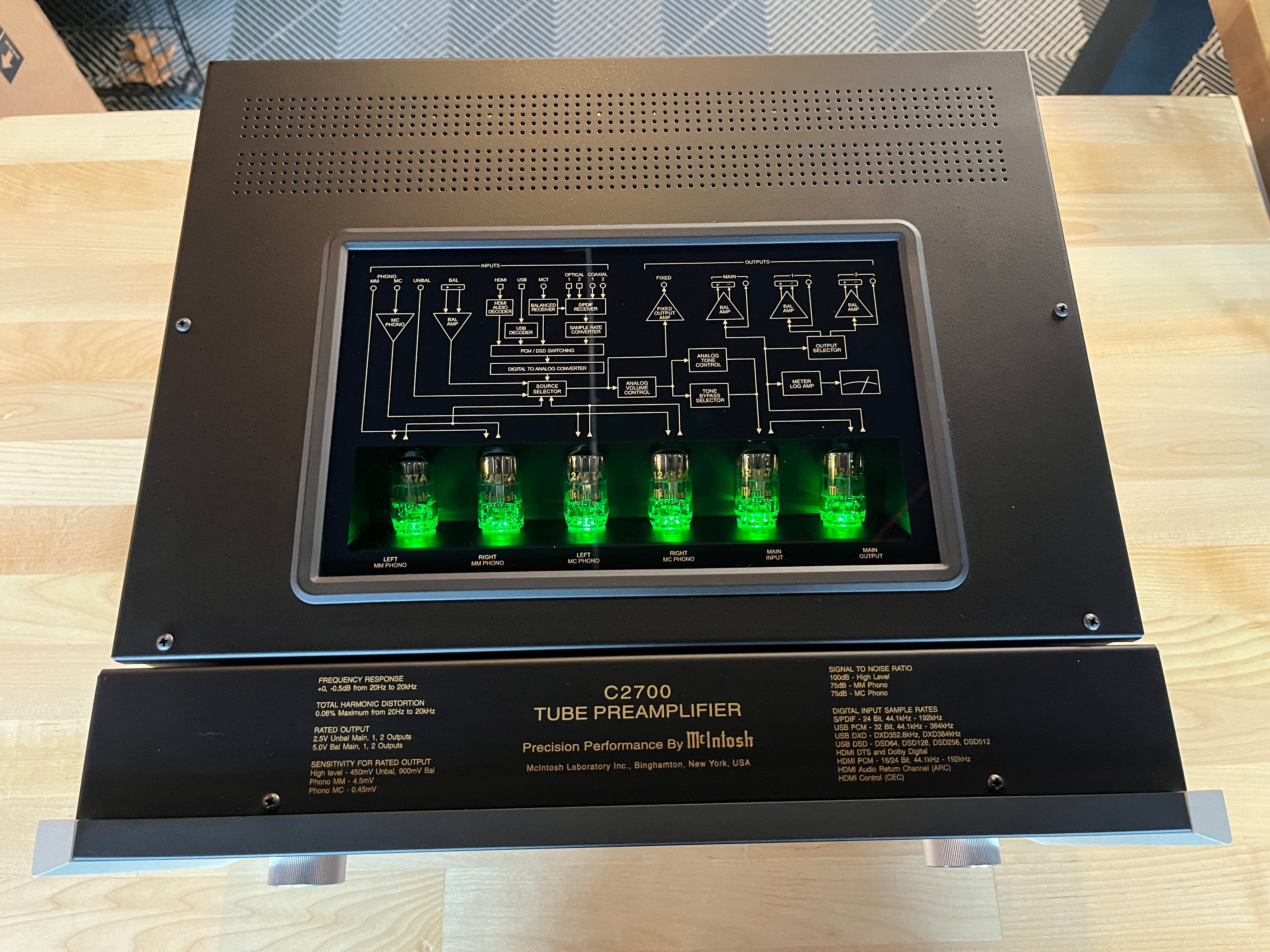 McIntosh C2700 Tube Preamplifier - New Tubes, Pre- Loved