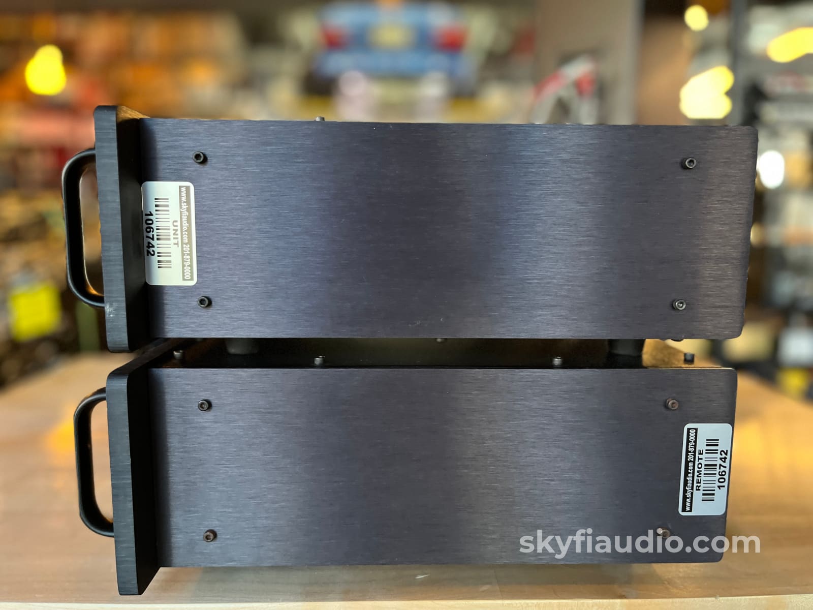 Lamm L2 Reference Hybrid Preampliier Preamplifier