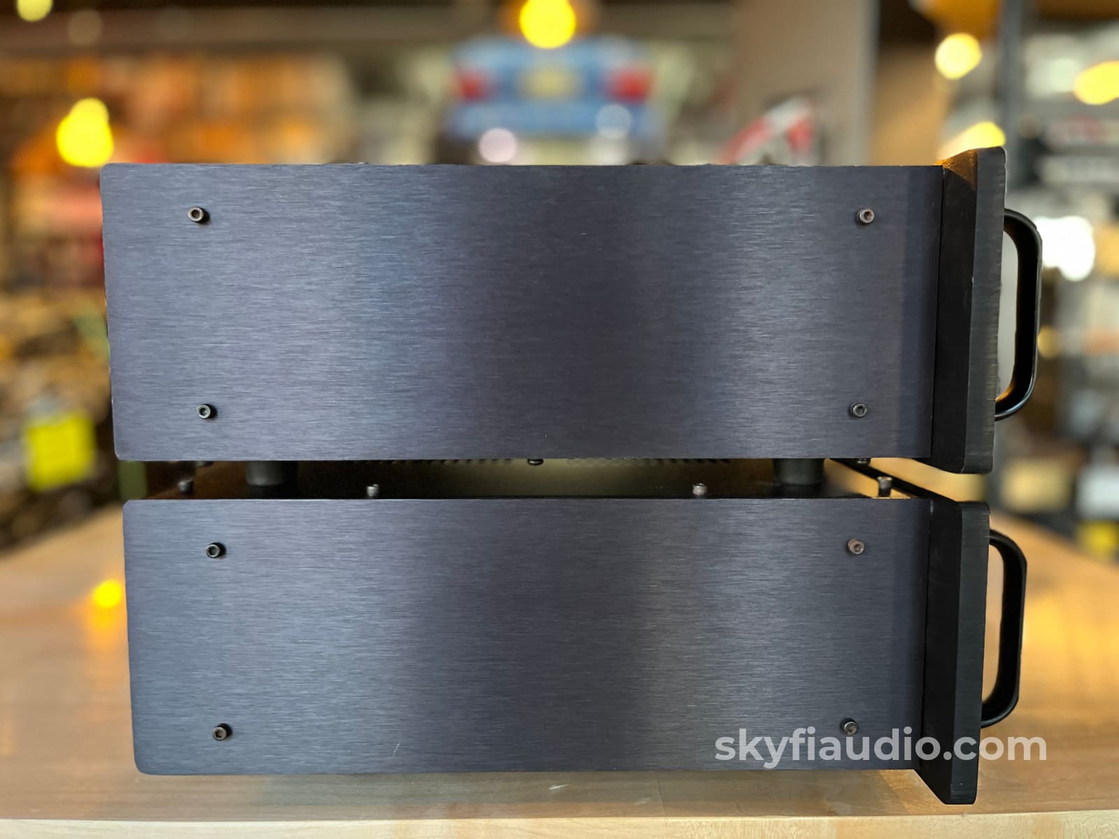 Lamm L2 Reference Hybrid Preampliier Preamplifier