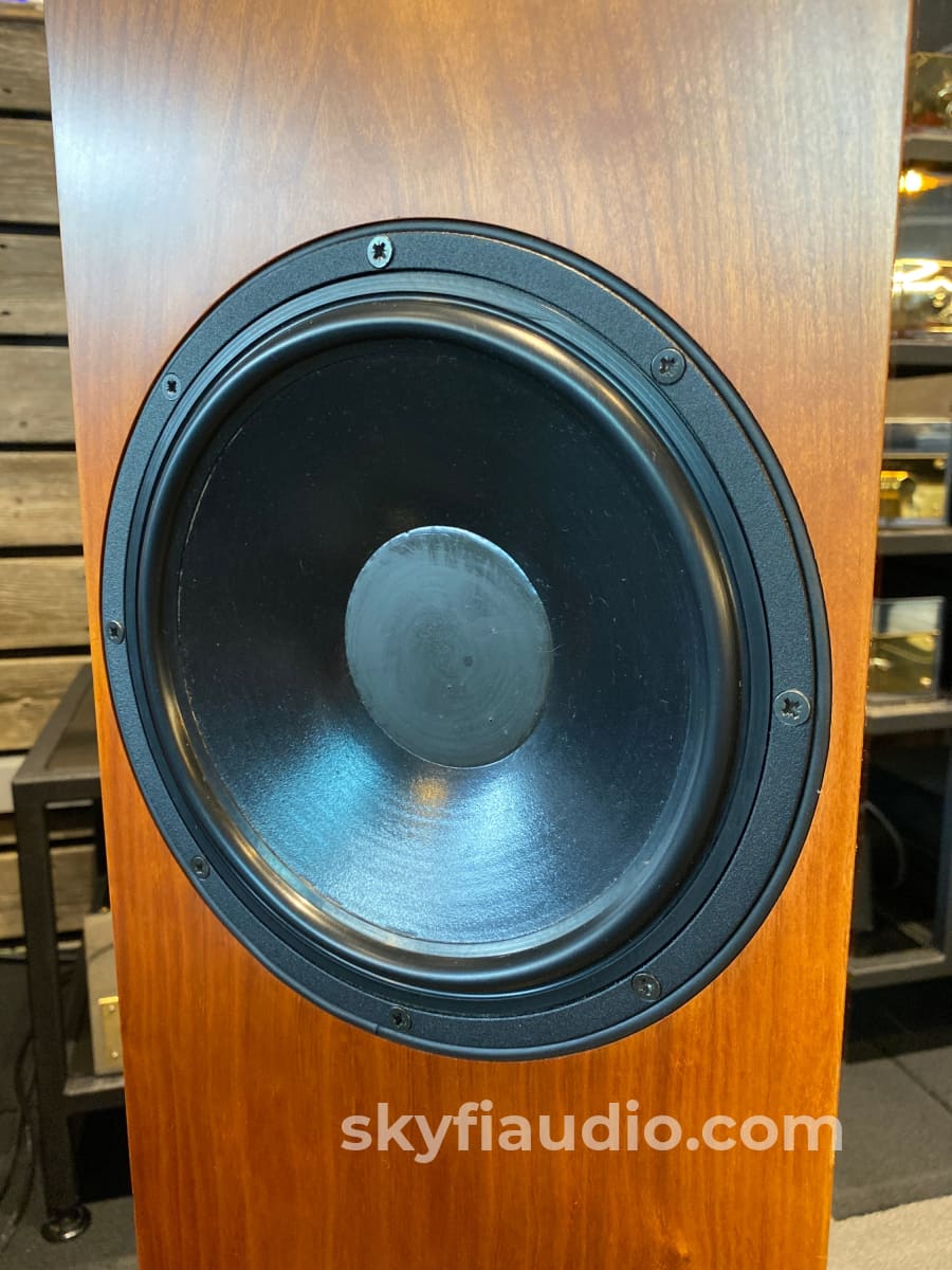 Linn Av 5140 Full-Range Floorstanding Speakers - Cherry Finish (1 Of 2)