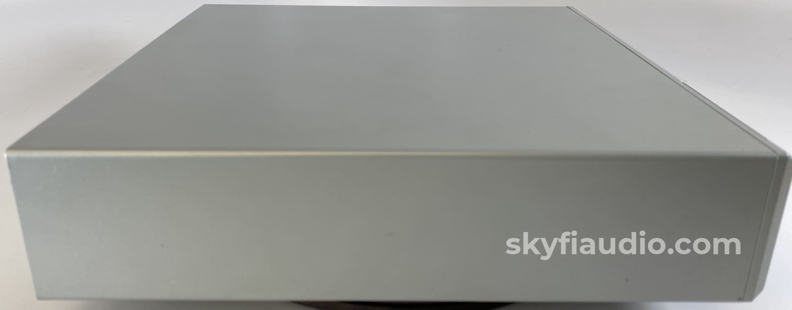 Linn Classik Musik Receiver With Integrated Cd Player And Remote Amplifier