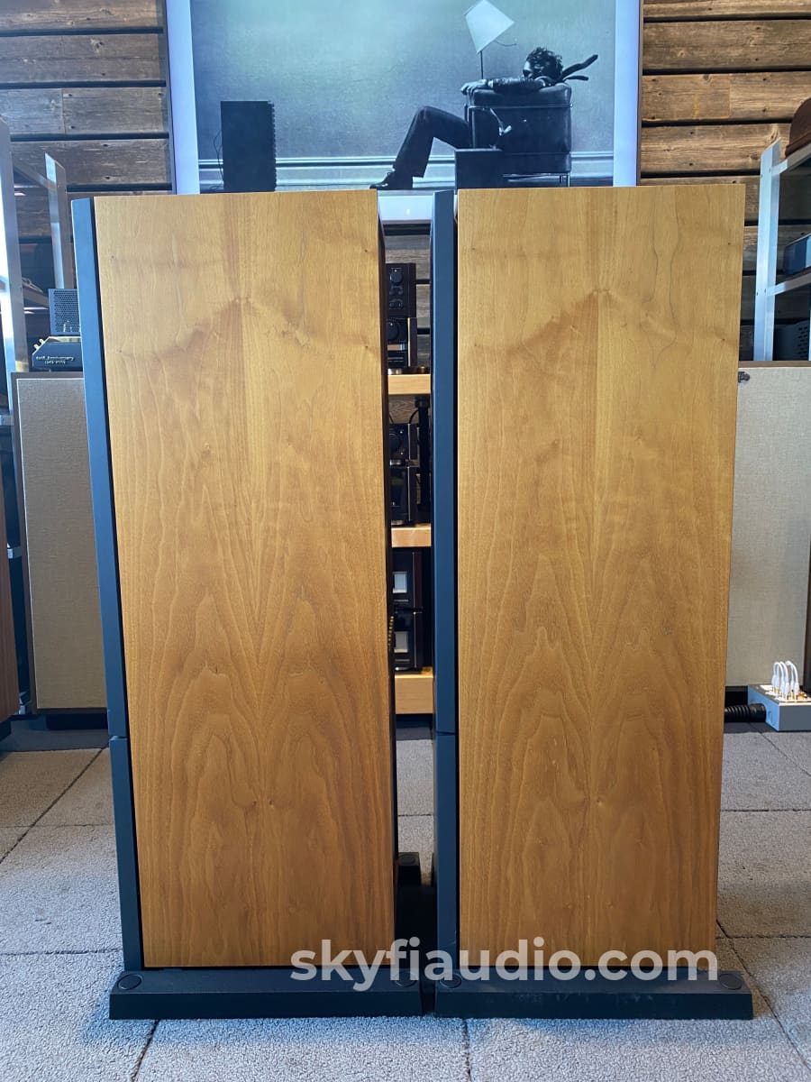 Linn Keltik Speakers + 4 Klout Amps W/ Aktiv Xo Cards
