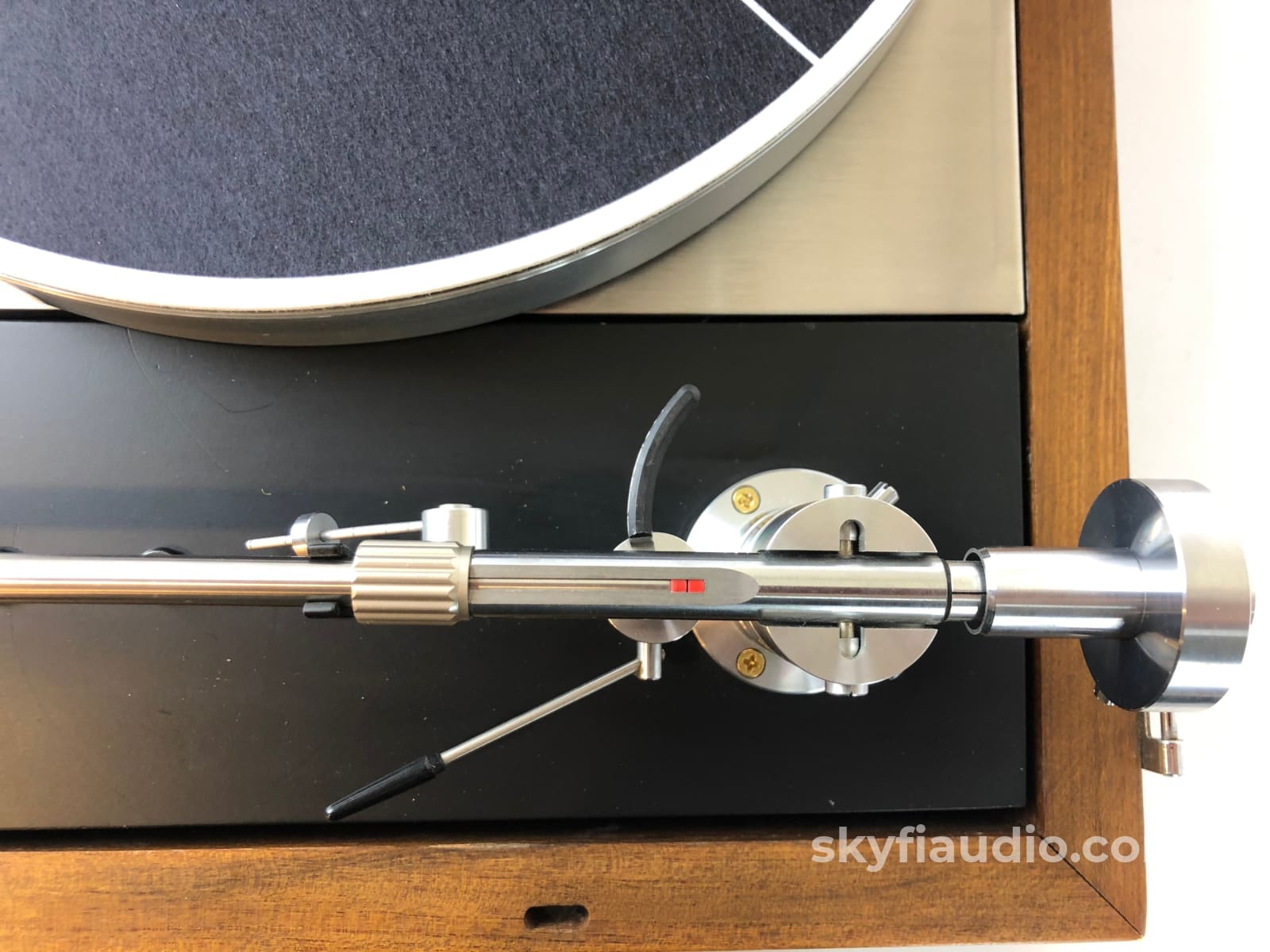 Linn Lp12 Classic Turntable With Luxman Tonearm And New Sumiko Cartridge