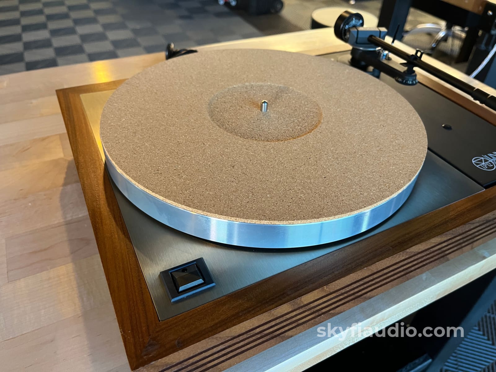 Linn LP12 Turntable - W/ New Hana SH MKII MC Phono Cartridge - Serviced Turntable