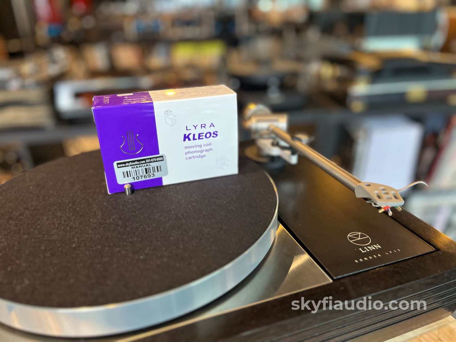 Linn LP12 Turntable - W/ Upgrades + Lyra Kleos Cartridge - Turntable