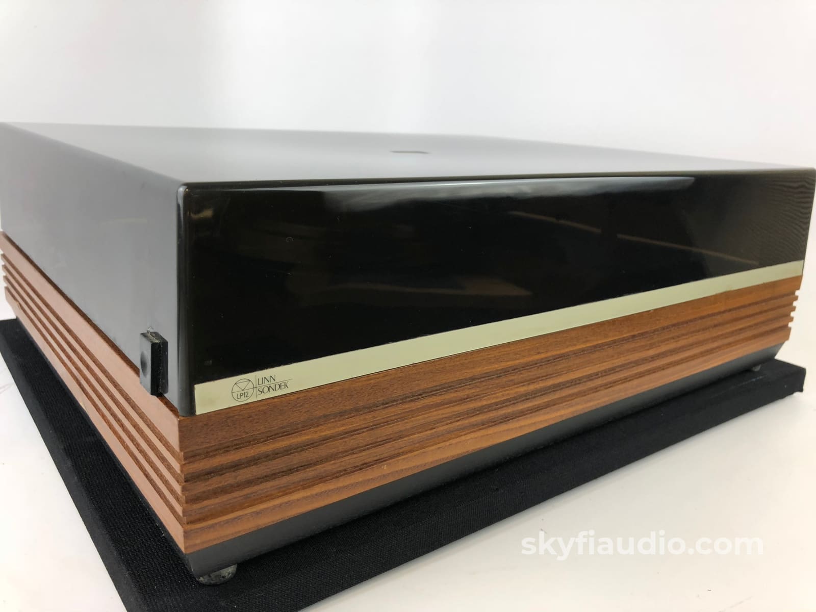 Linn Lp12 Turntable With Ittok Lv Ii Arm And New Grado Black Cartridge