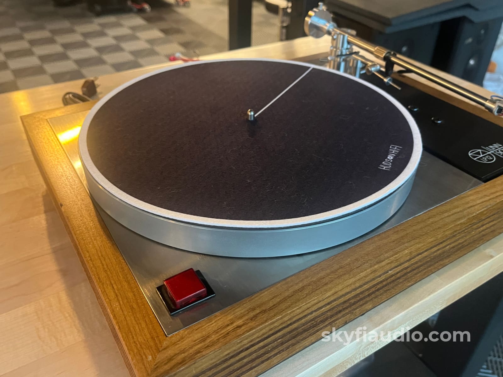 Linn LP12 vintage Turntable w/ Luxman TA-1 Arm + Sumiko MM Cartridge Turntable