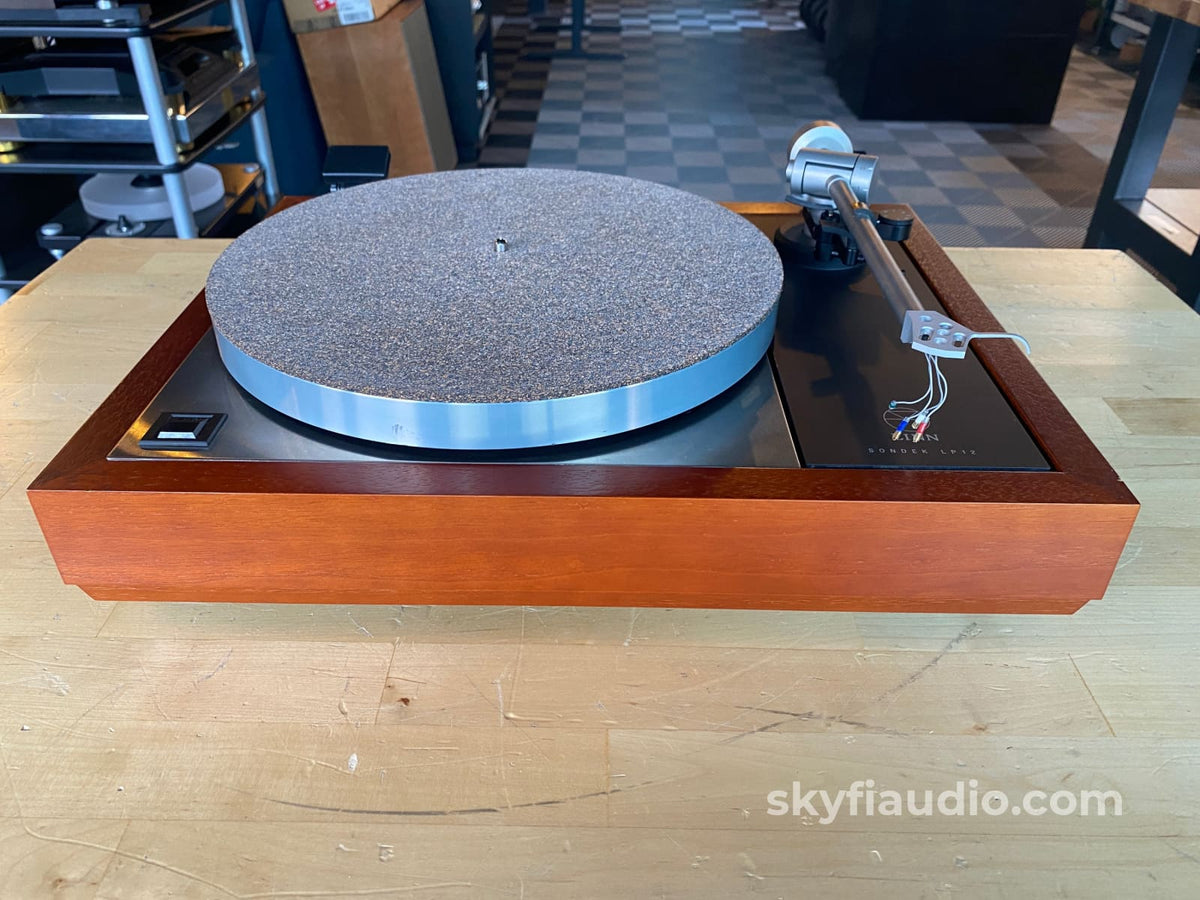 Linn Lp-12 With Ekos Se Tonearm Radikal Power Supply And New Hana Mh Turntable