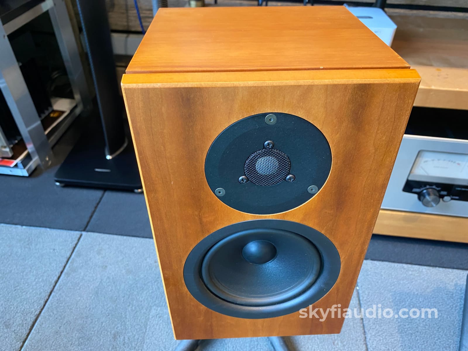 Linn Tukan Stand Mounted Speakers