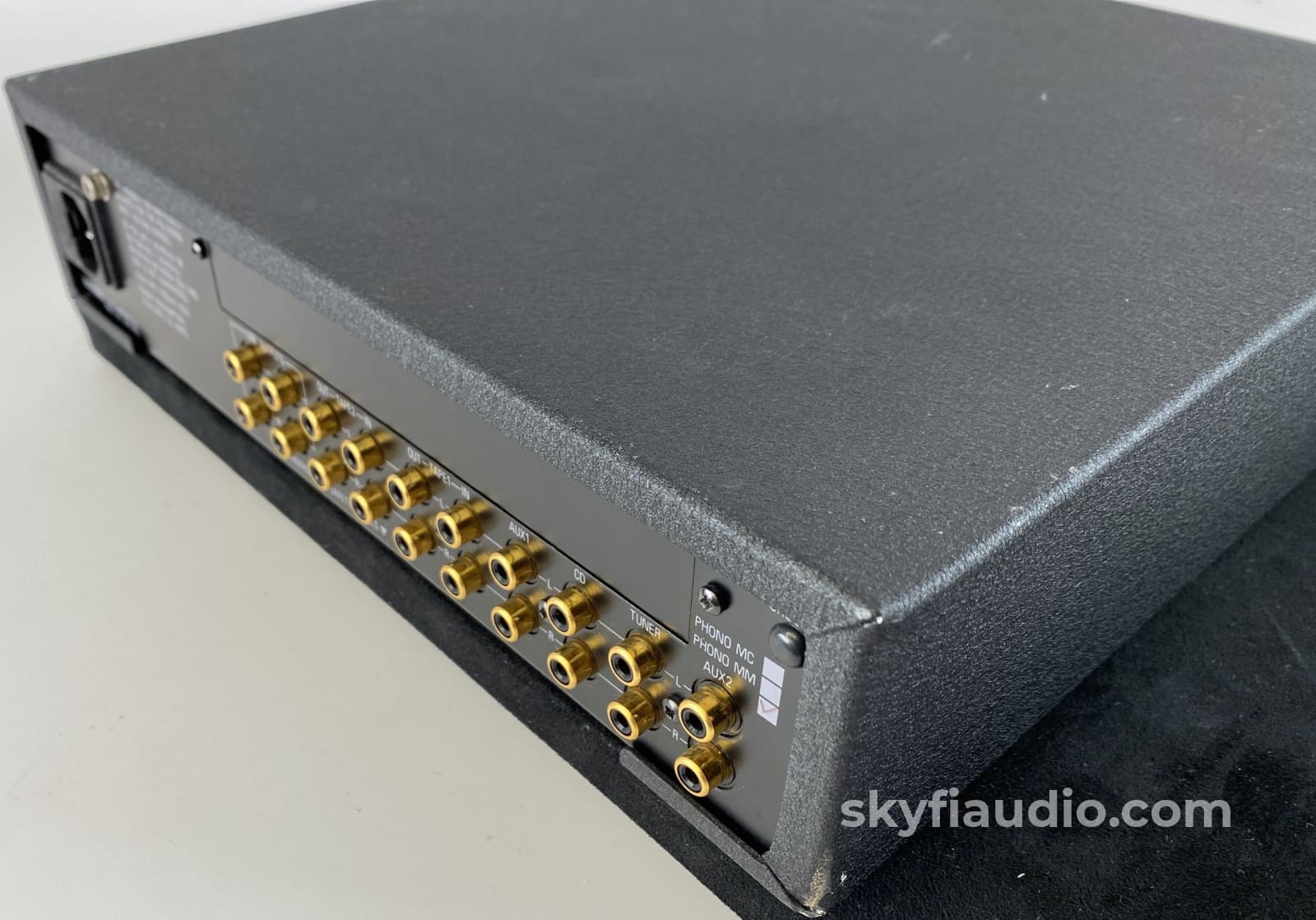 Linn Wakonda Line Preamplifier With Remote