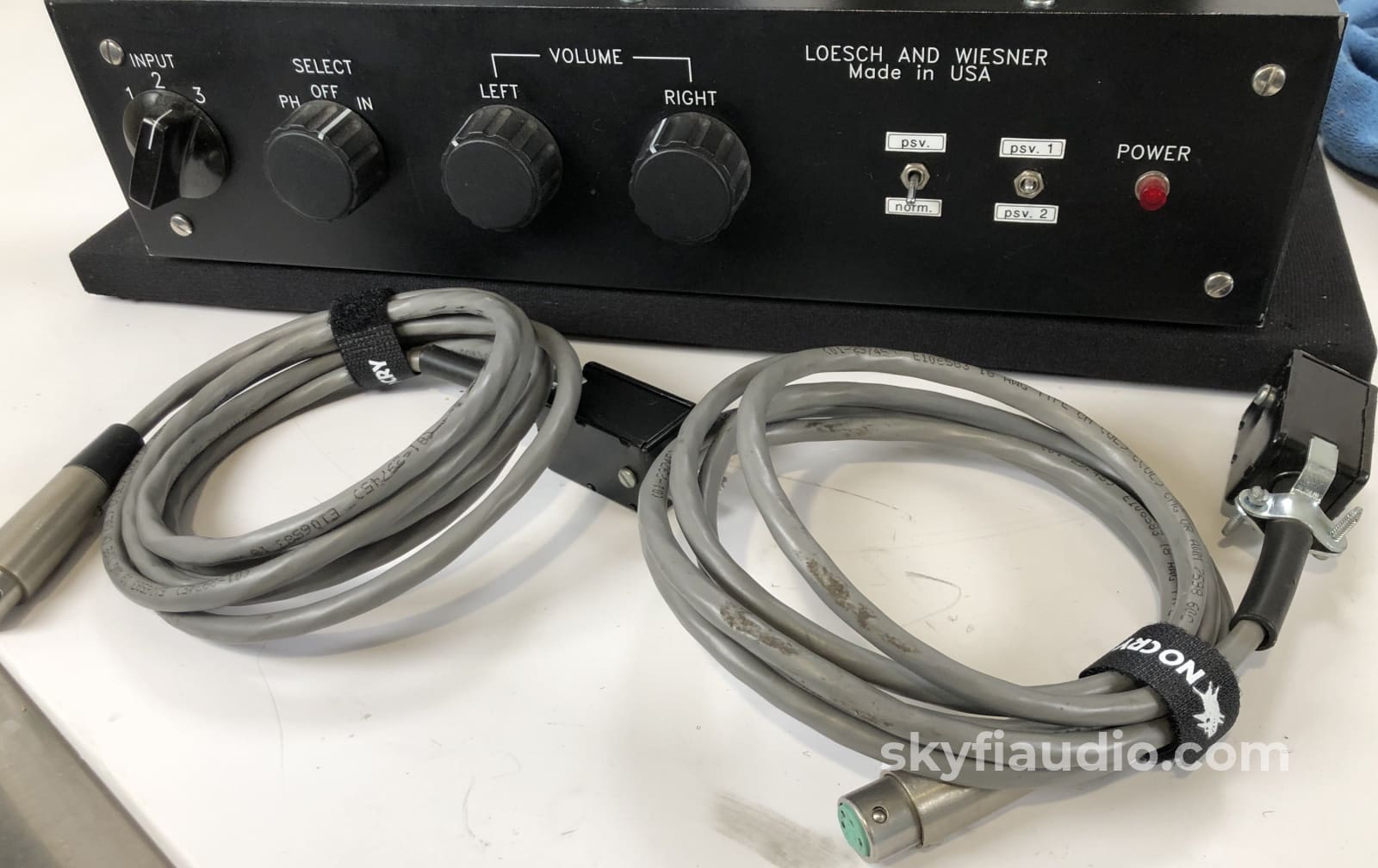 Loesch And Wiesner Tube Preamp With Phono And Dual Outboard Power Supplies Preamplifier