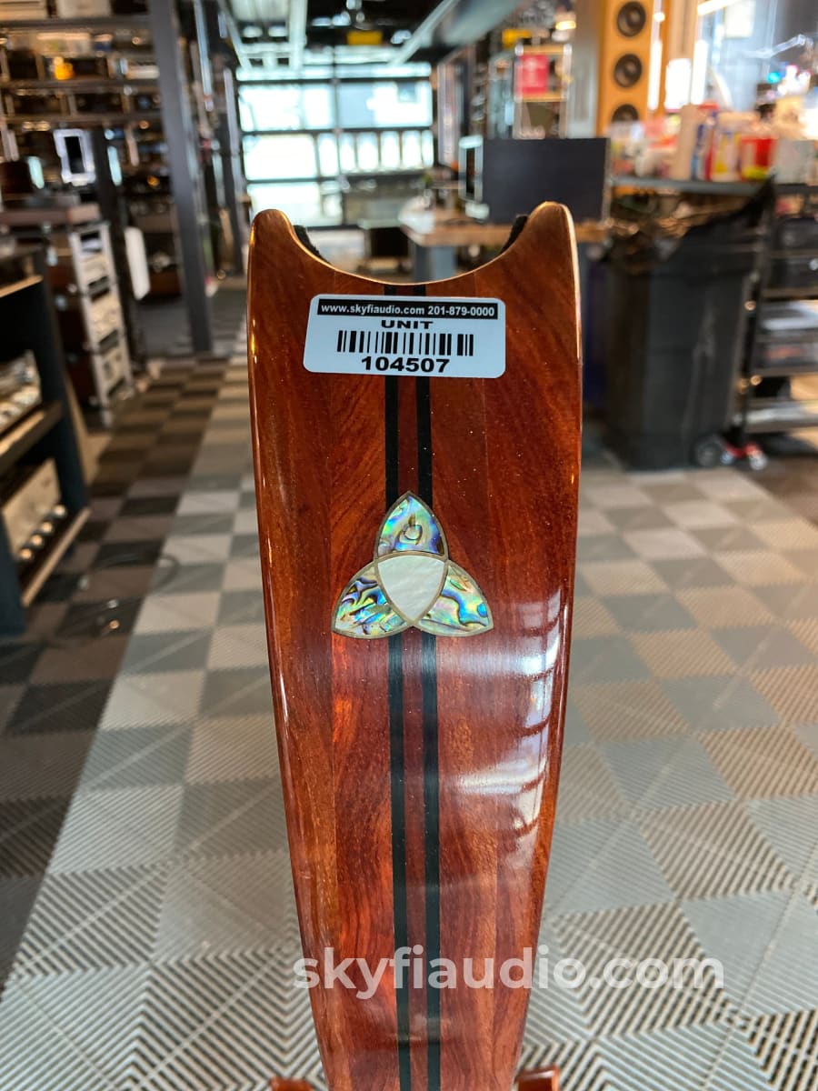 Lone Wolf Custom Guitar Stand In Babinga Accessory