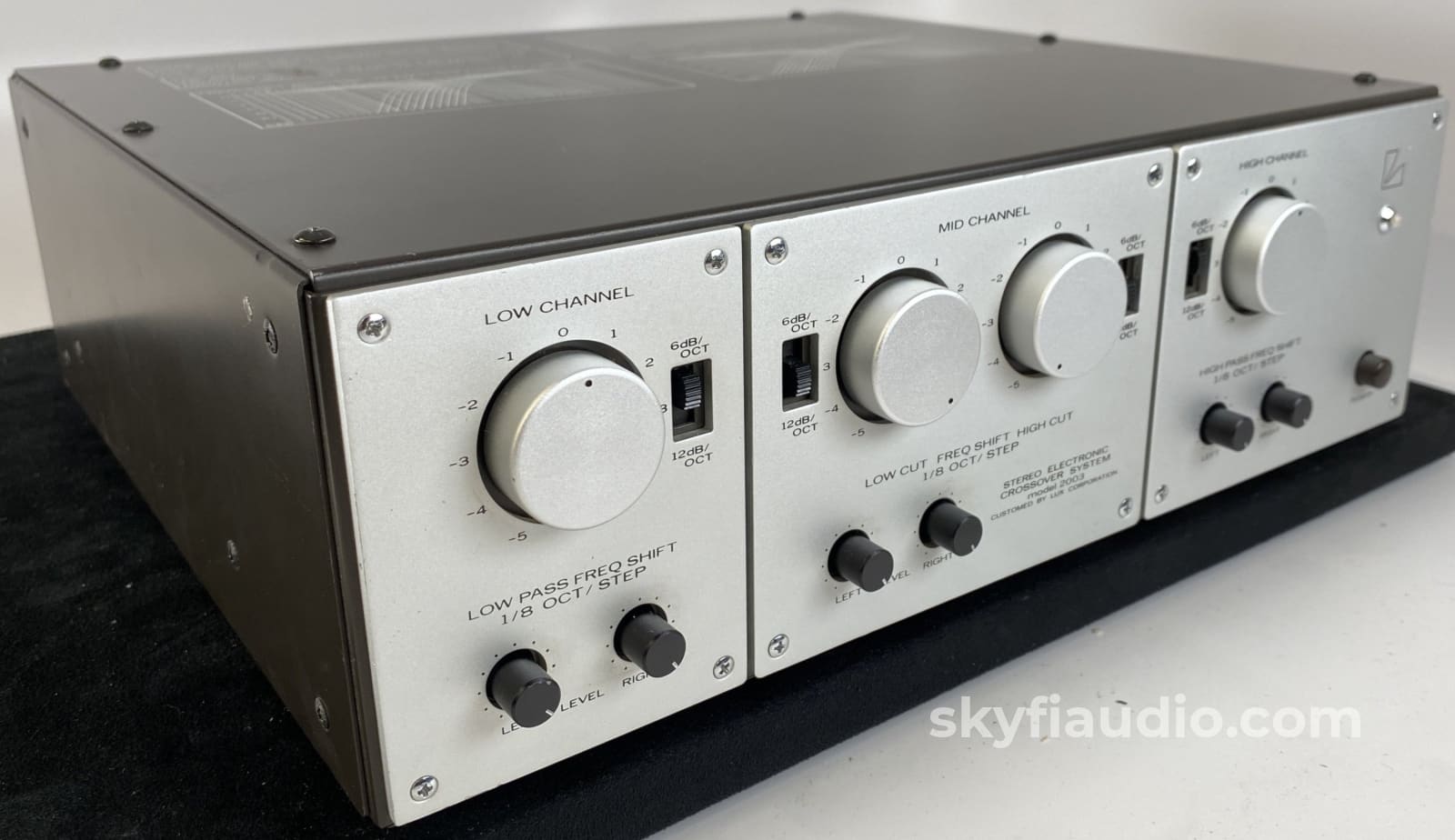 Luxman A-2003 Electronic Tube 3-Way Crossover - Very Rare! Accessory