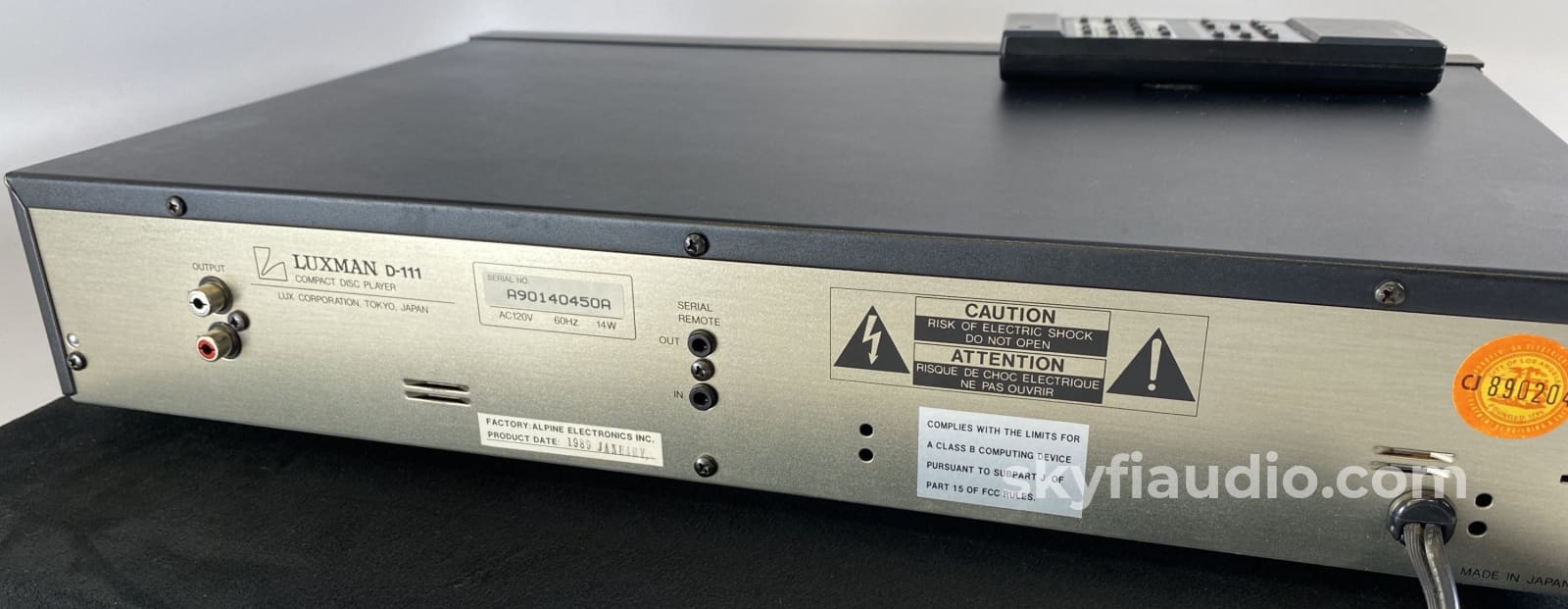 Luxman D-111 Vintage Cd Player With Remote - Dual D/A Converters + Digital