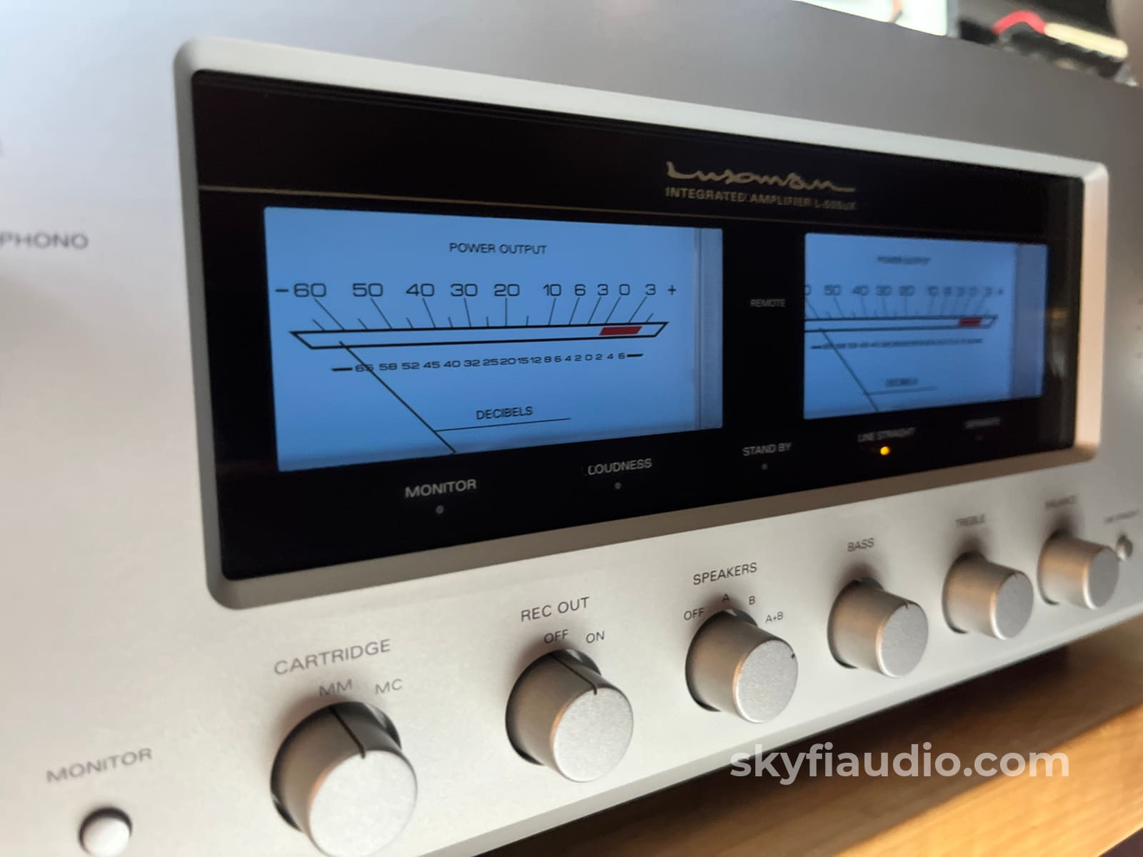 Luxman L-505uX Integrated Amplifier - 100 Watts W/ Remote - Amplifier