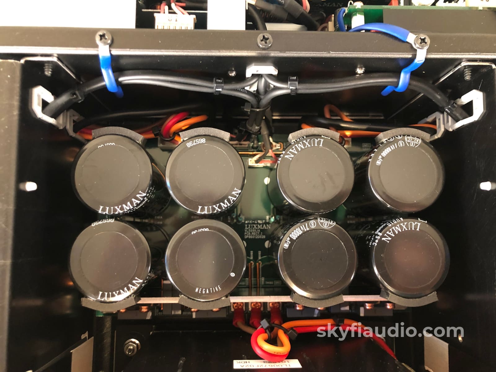 Luxman L-509X Integrated Amplifier With Phono - As New