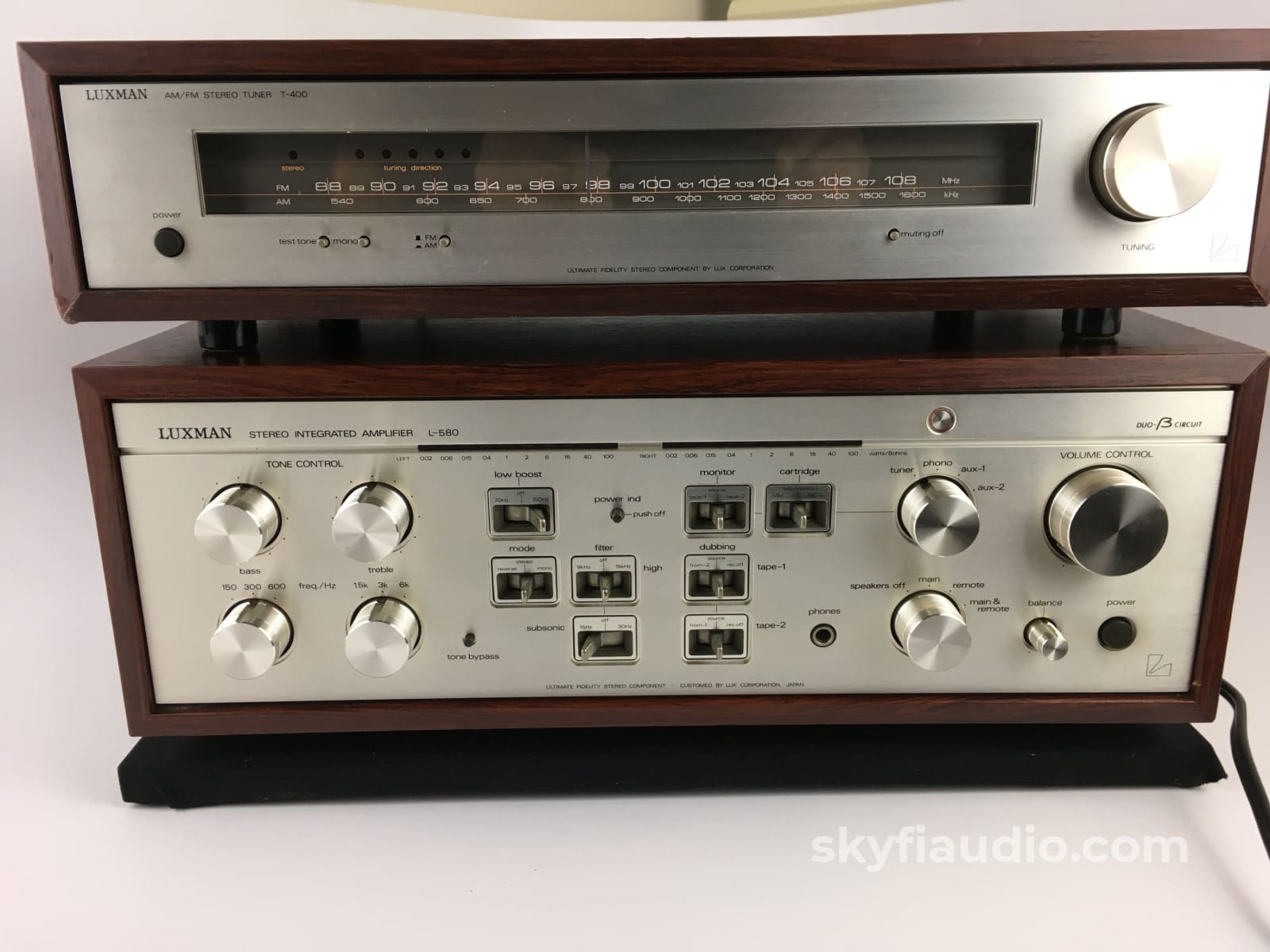 Luxman L-580 Integrated Amplifier And T-400 Tuner