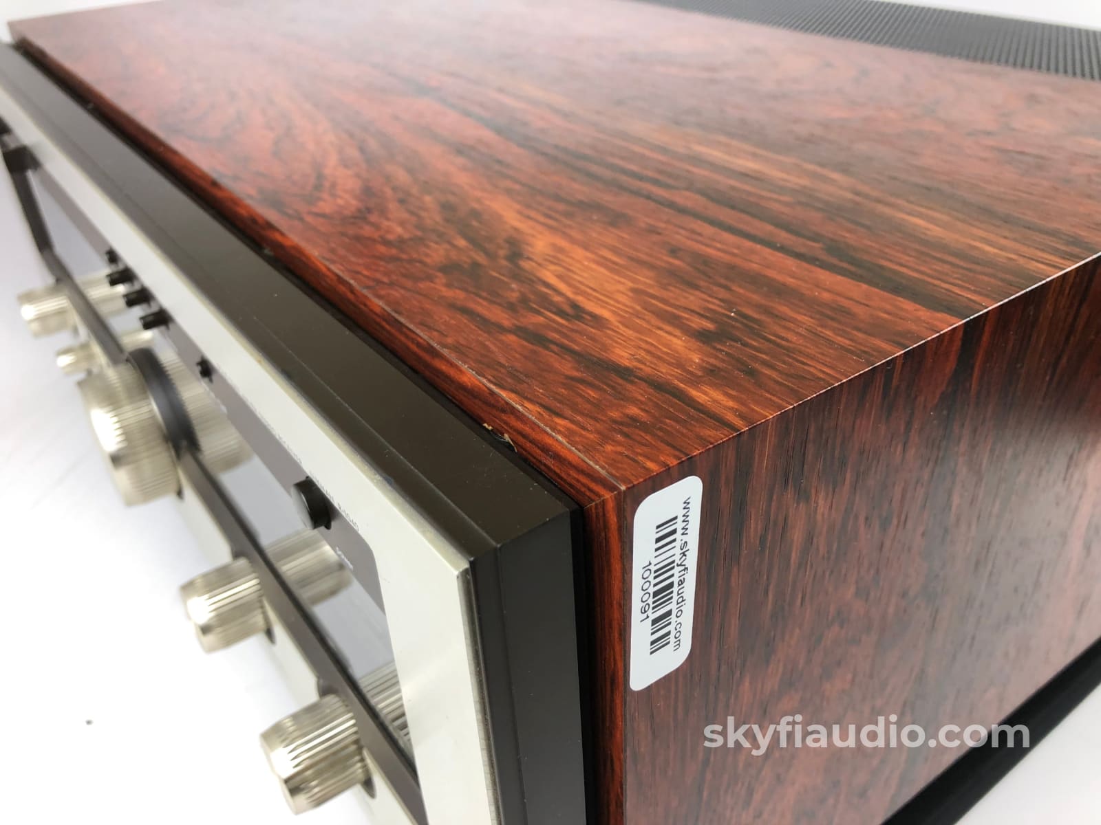 Luxman R-1040 Vintage Receiver From The 70S Integrated Amplifier