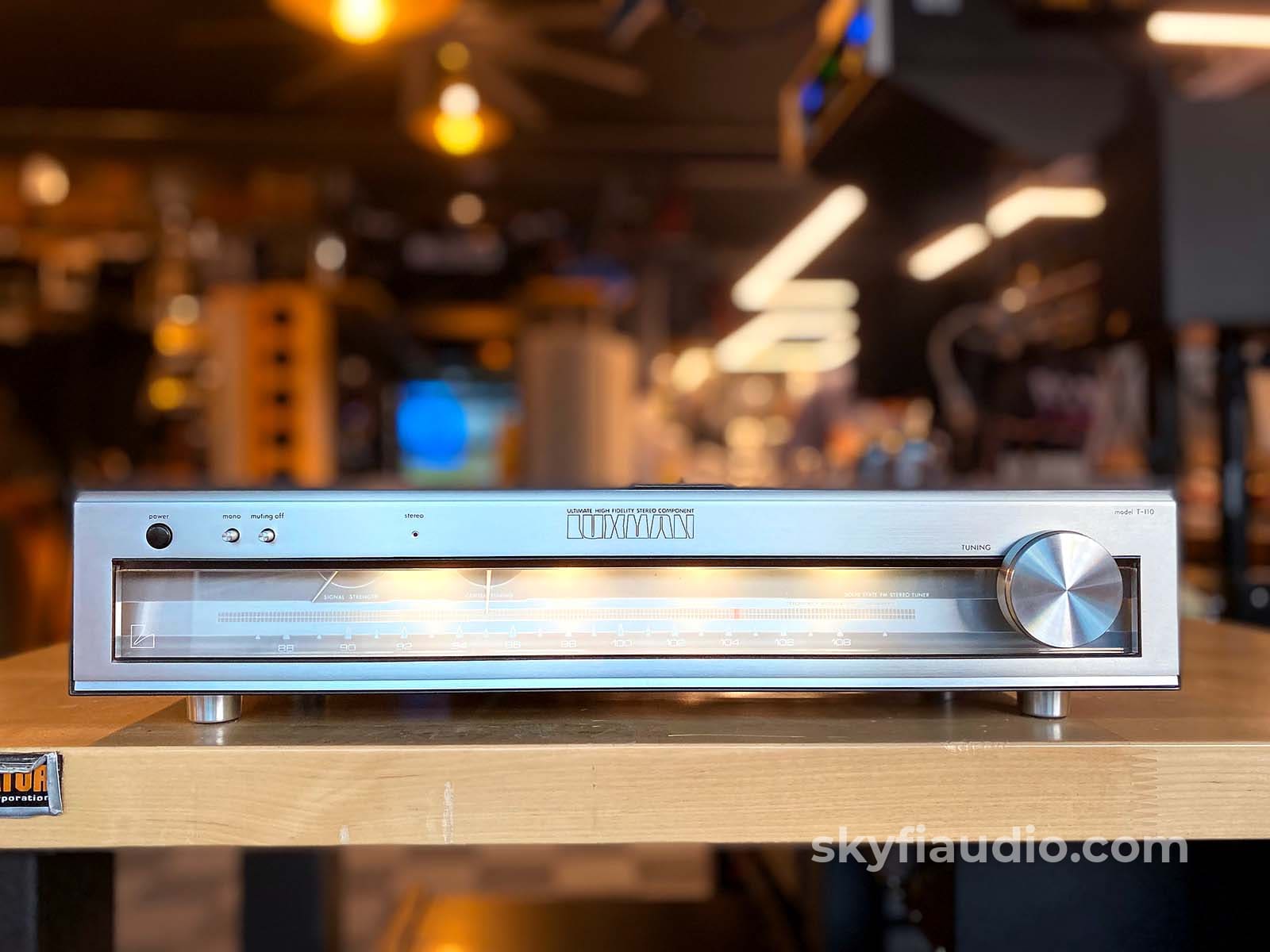 Luxman T-110 Vintage FM Tuner
