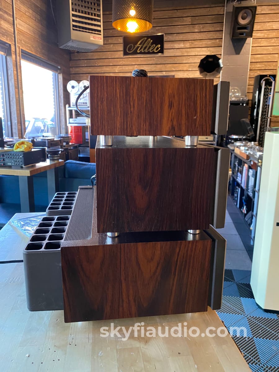 Luxman Vintage Stereo System - Amp Preamp And Tuner Skyfi Curated