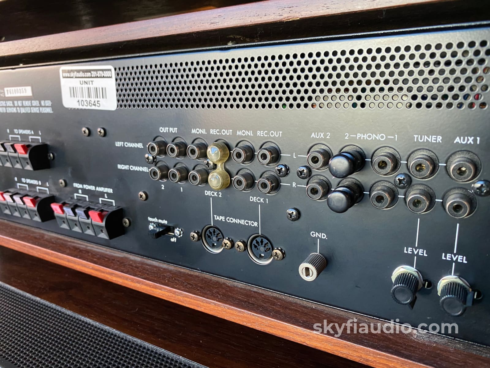Luxman Vintage Stereo System - Amp Preamp And Tuner Skyfi Curated