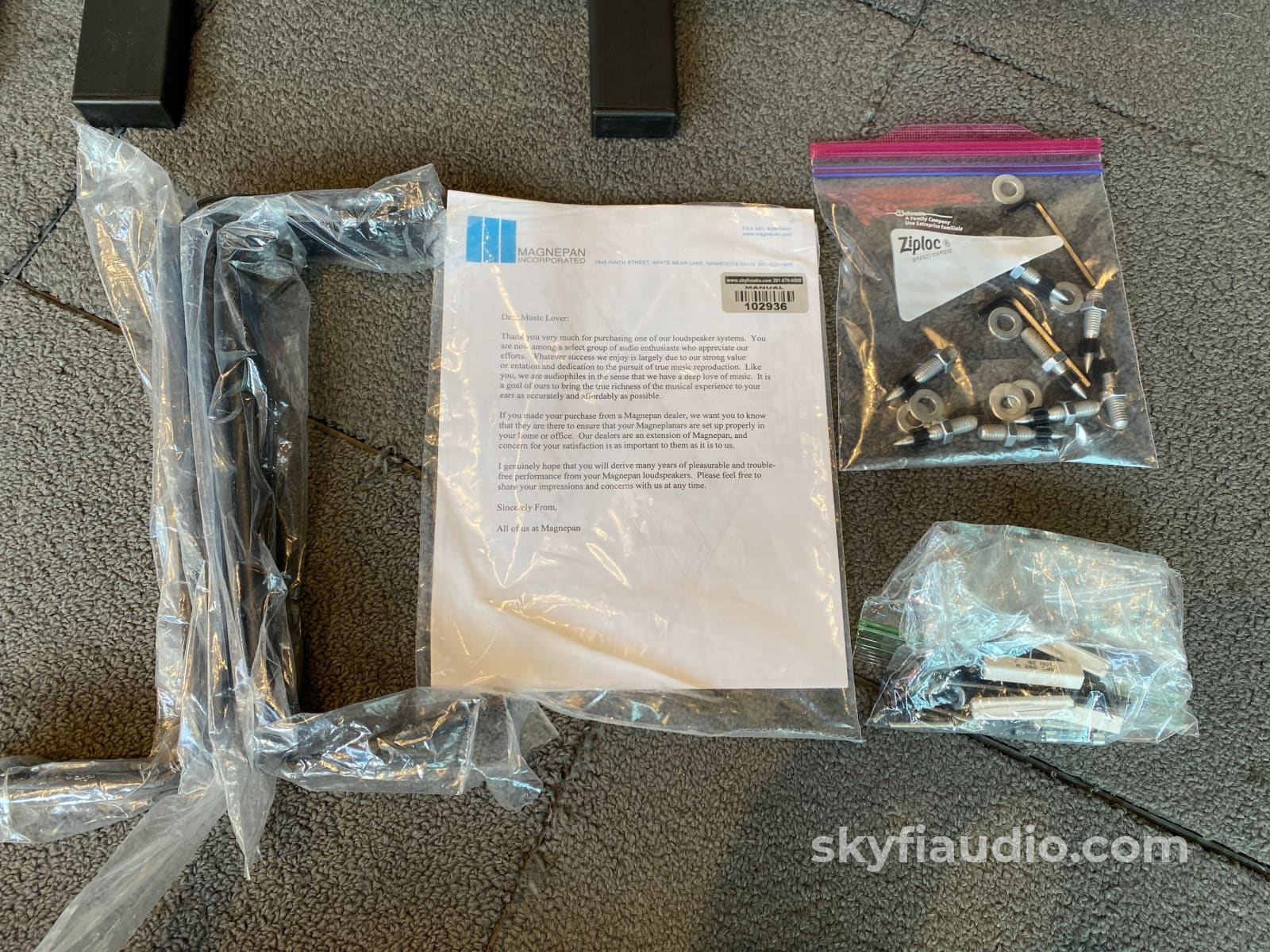 Magnepan Lrs Magnetic Planar Speakers With Stands Complete Set